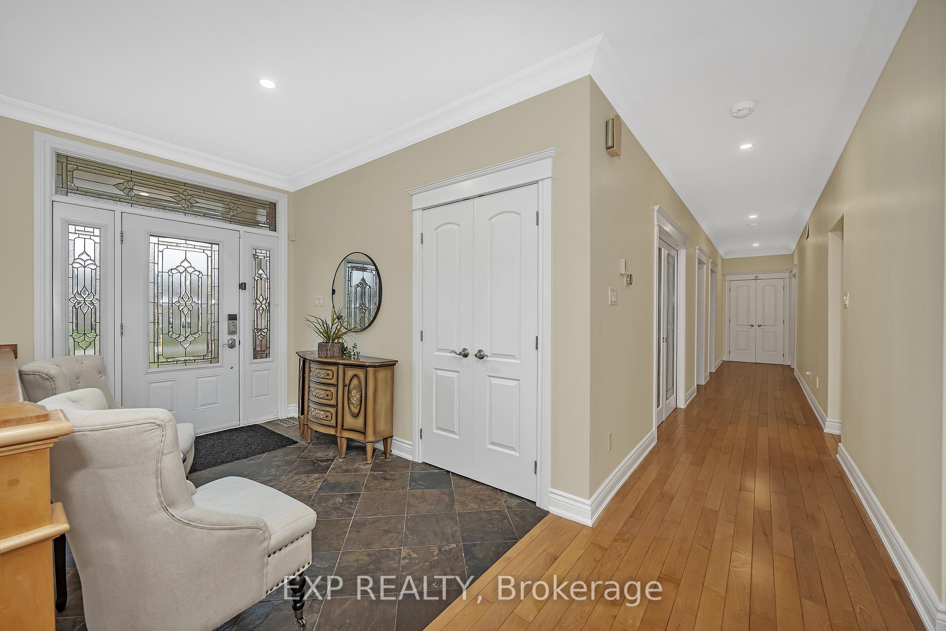 Photo 9 of 6703 Suncrest Drive, Ottawa, Greely — HOMEH