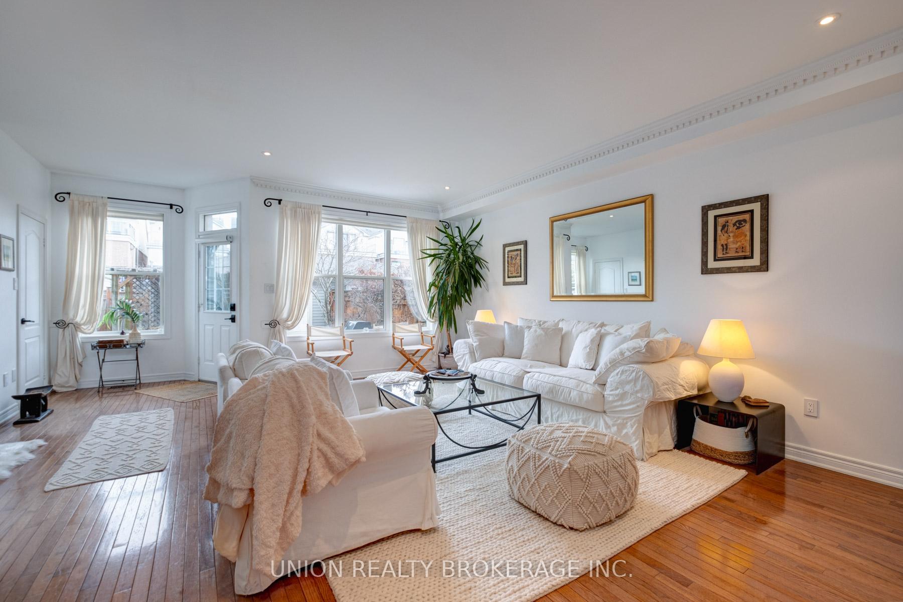 Photo 3 of 61 Sarah Ashbridge Avenue, Toronto, The Beaches — HOMEH