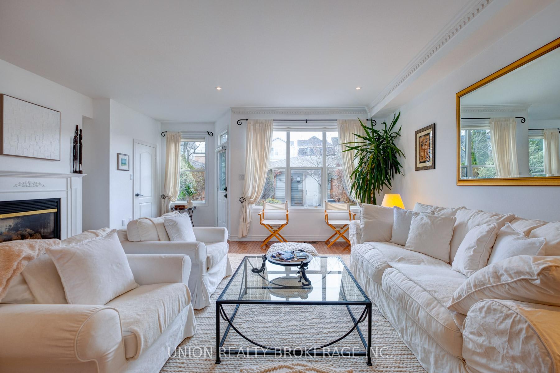 Photo 5 of 61 Sarah Ashbridge Avenue, Toronto, The Beaches — HOMEH