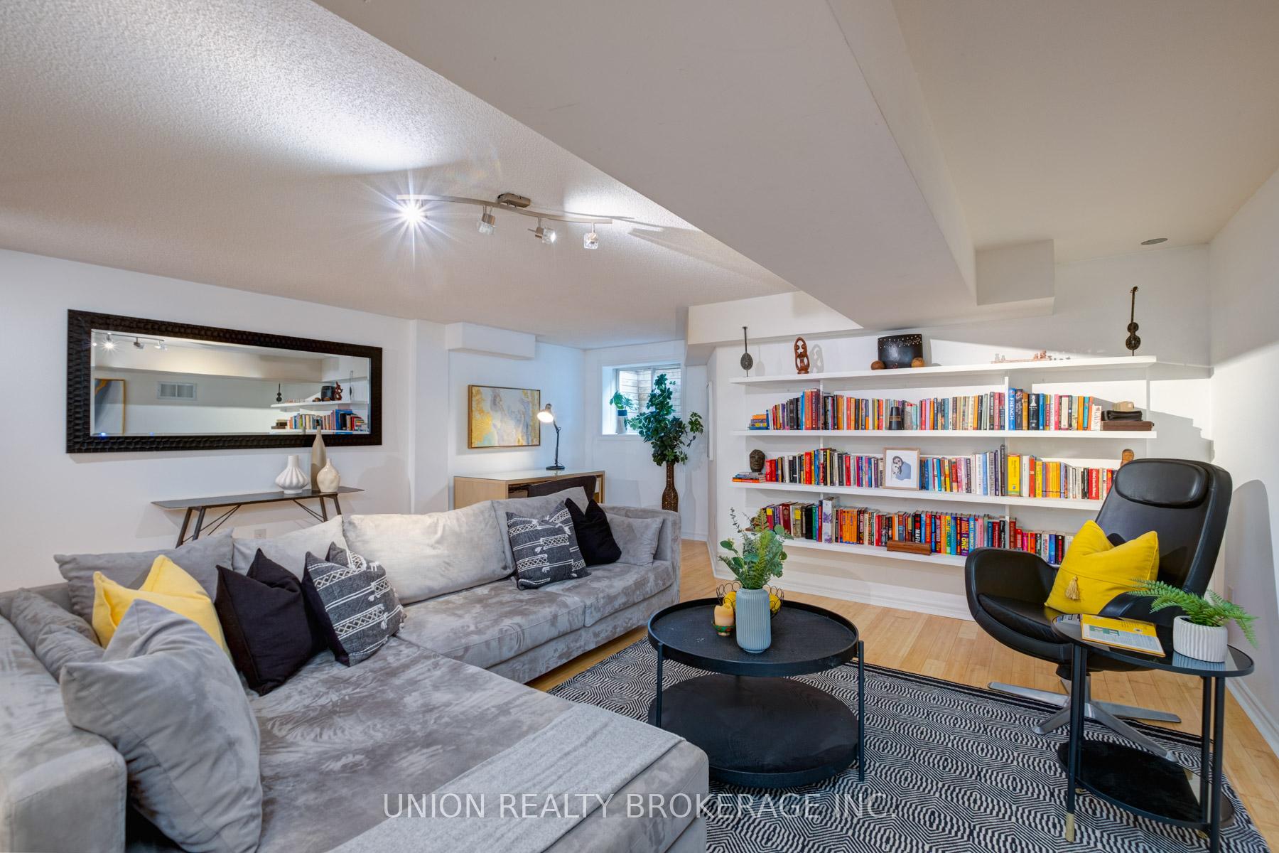 Photo 35 of 61 Sarah Ashbridge Avenue, Toronto, The Beaches — HOMEH