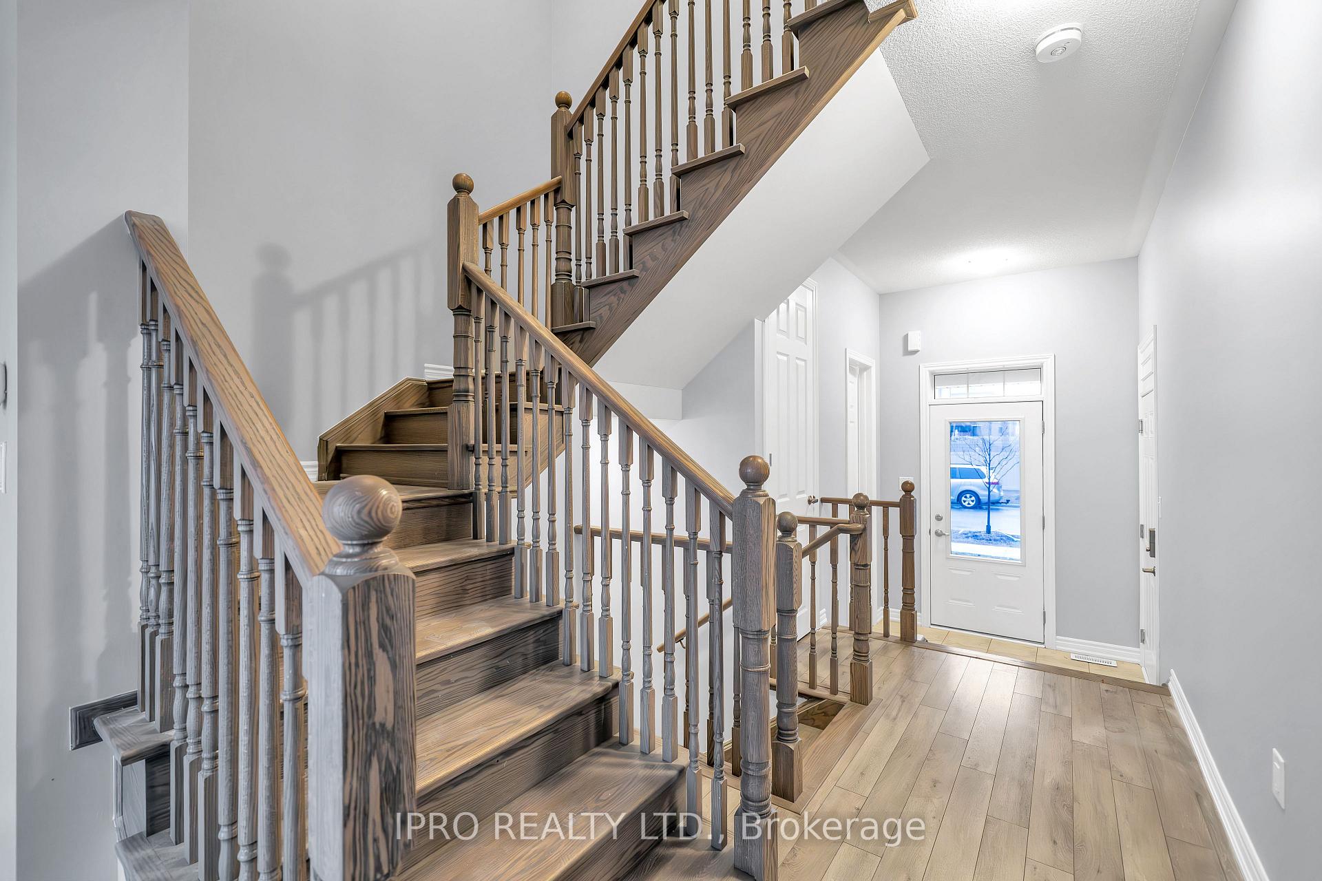 Photo 3 of 31 Broden Crescent, Whitby, Lynde Creek — HOMEH