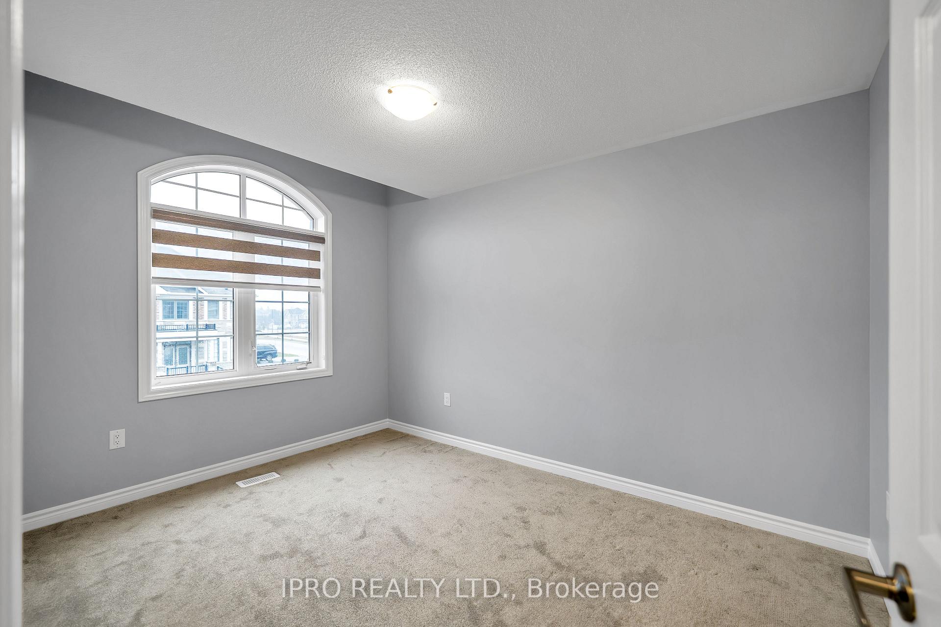 Photo 13 of 31 Broden Crescent, Whitby, Lynde Creek — HOMEH
