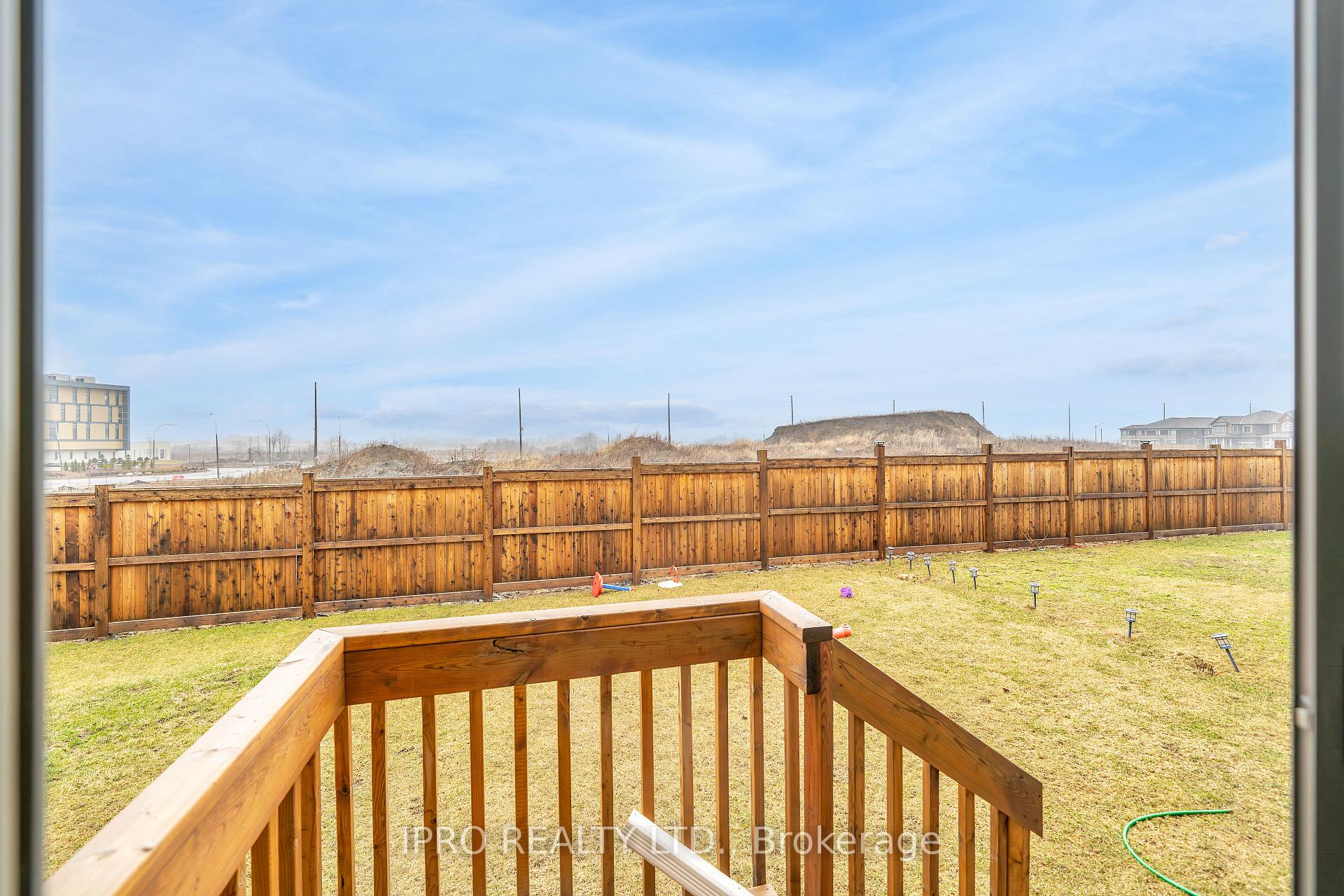 Photo 23 of 31 Broden Crescent, Whitby, Lynde Creek — HOMEH