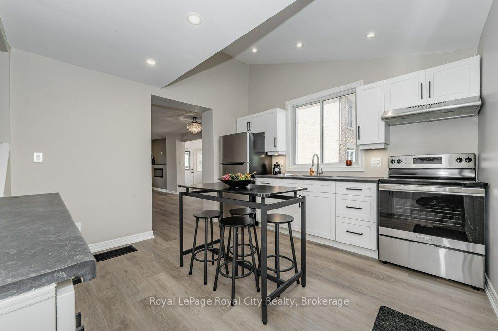 Photo 11 of 164 Suffolk Street W, Guelph, Downtown — HOMEH