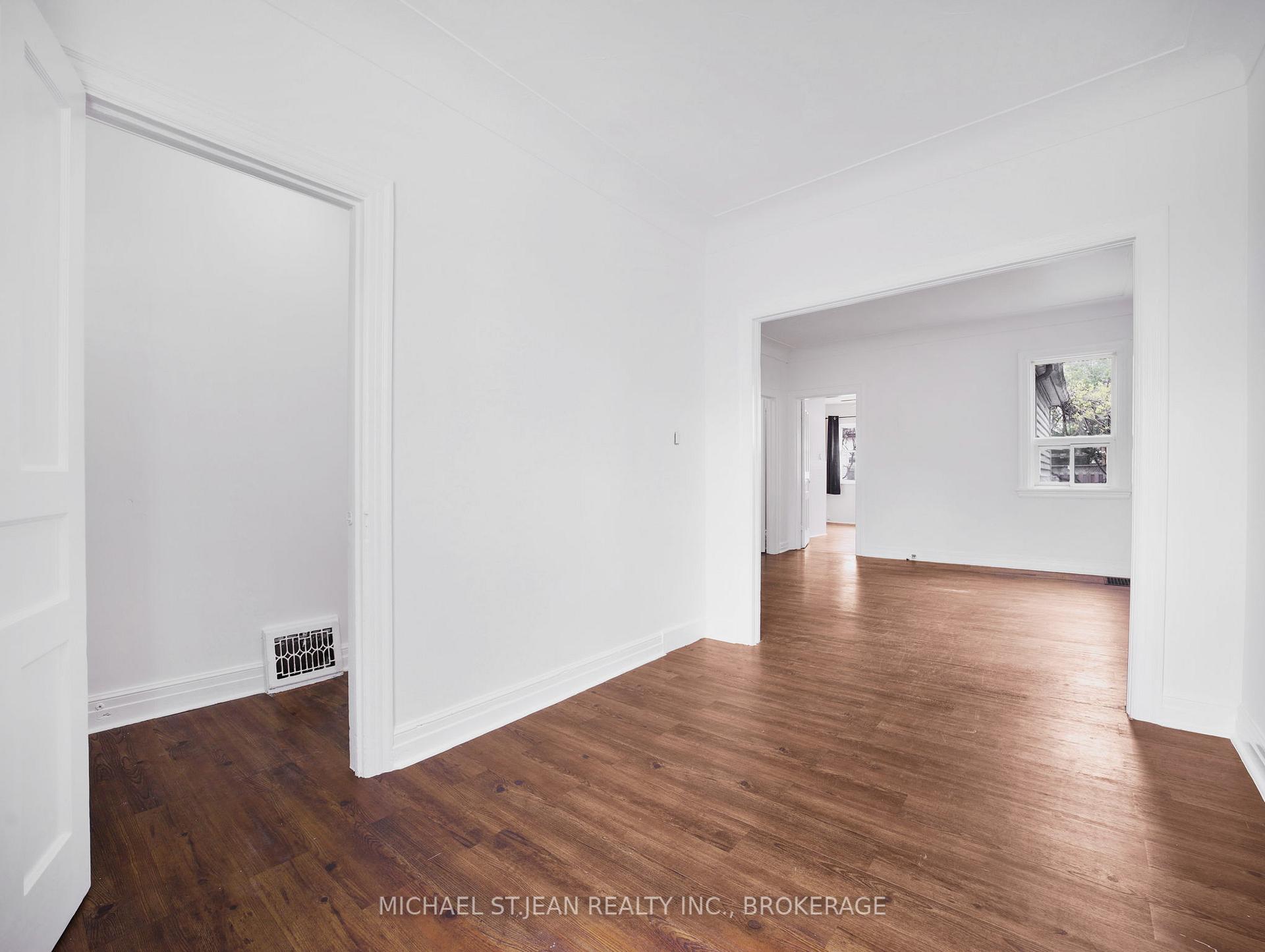 Photo 29 of 42 Ellis Avenue, Hamilton, Crown Point — HOMEH