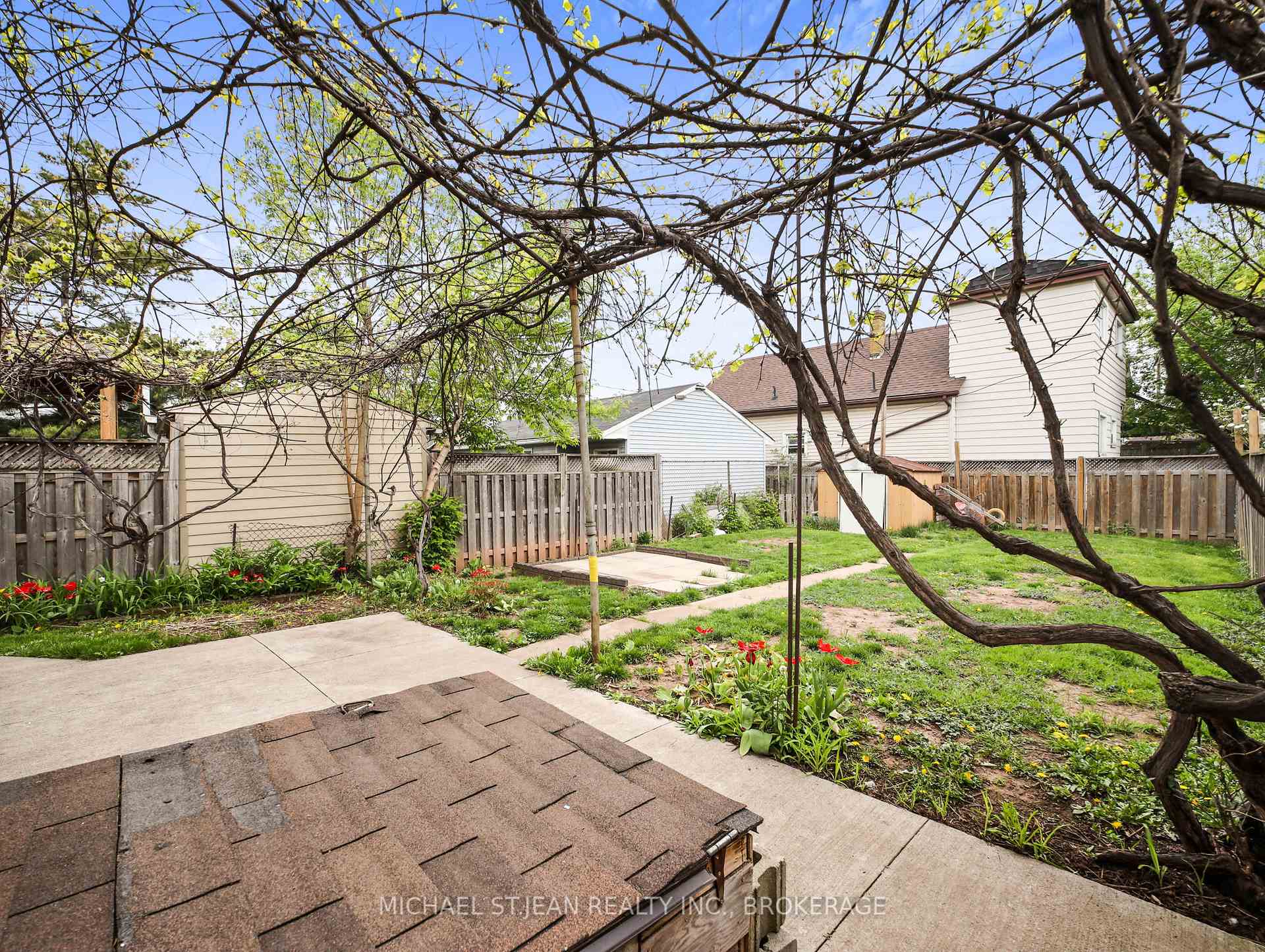 Photo 14 of 42 Ellis Avenue, Hamilton, Crown Point — HOMEH