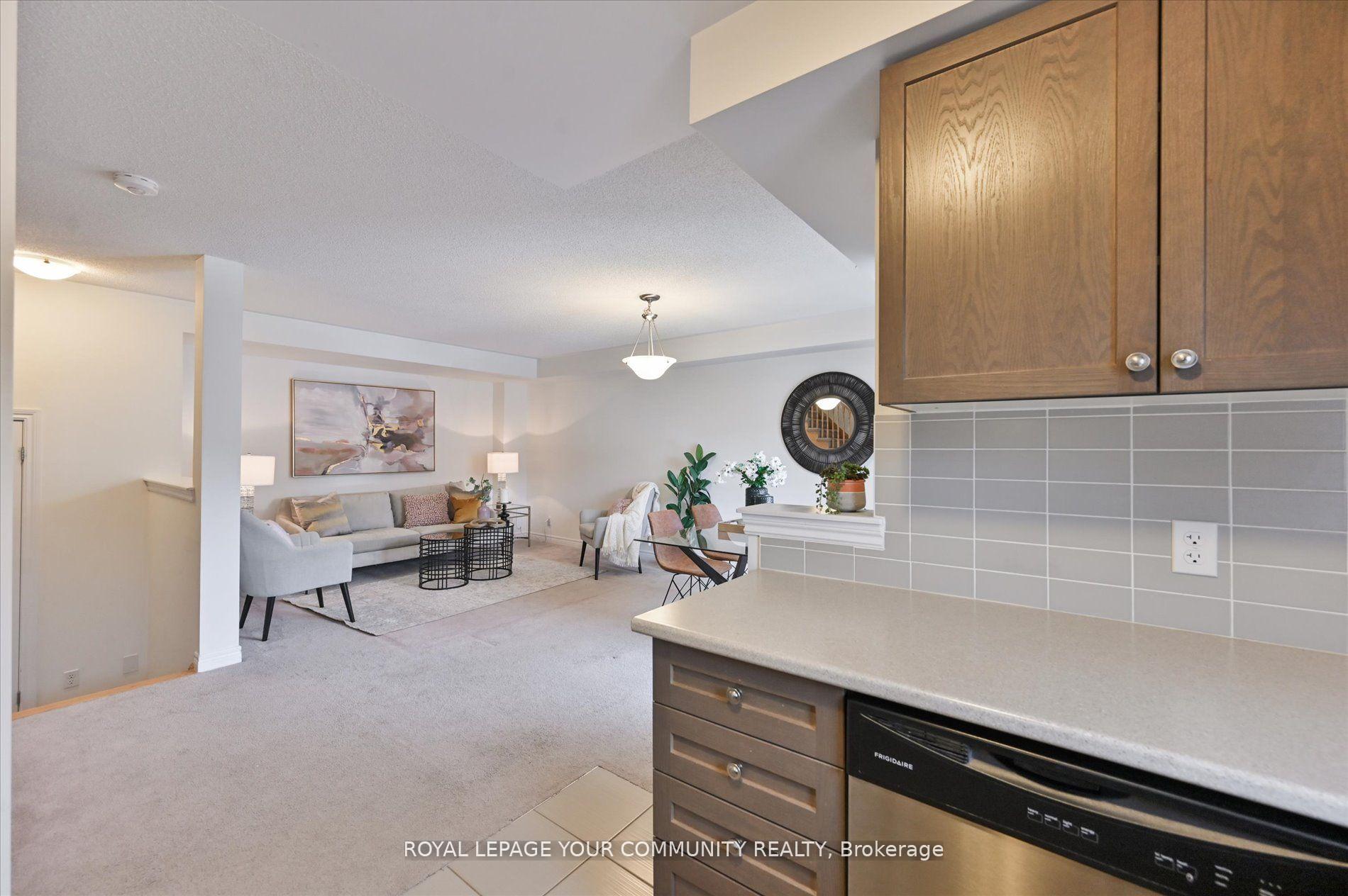 Photo 13 of 80 Tabaret Crescent, Oshawa, Windfields — HOMEH