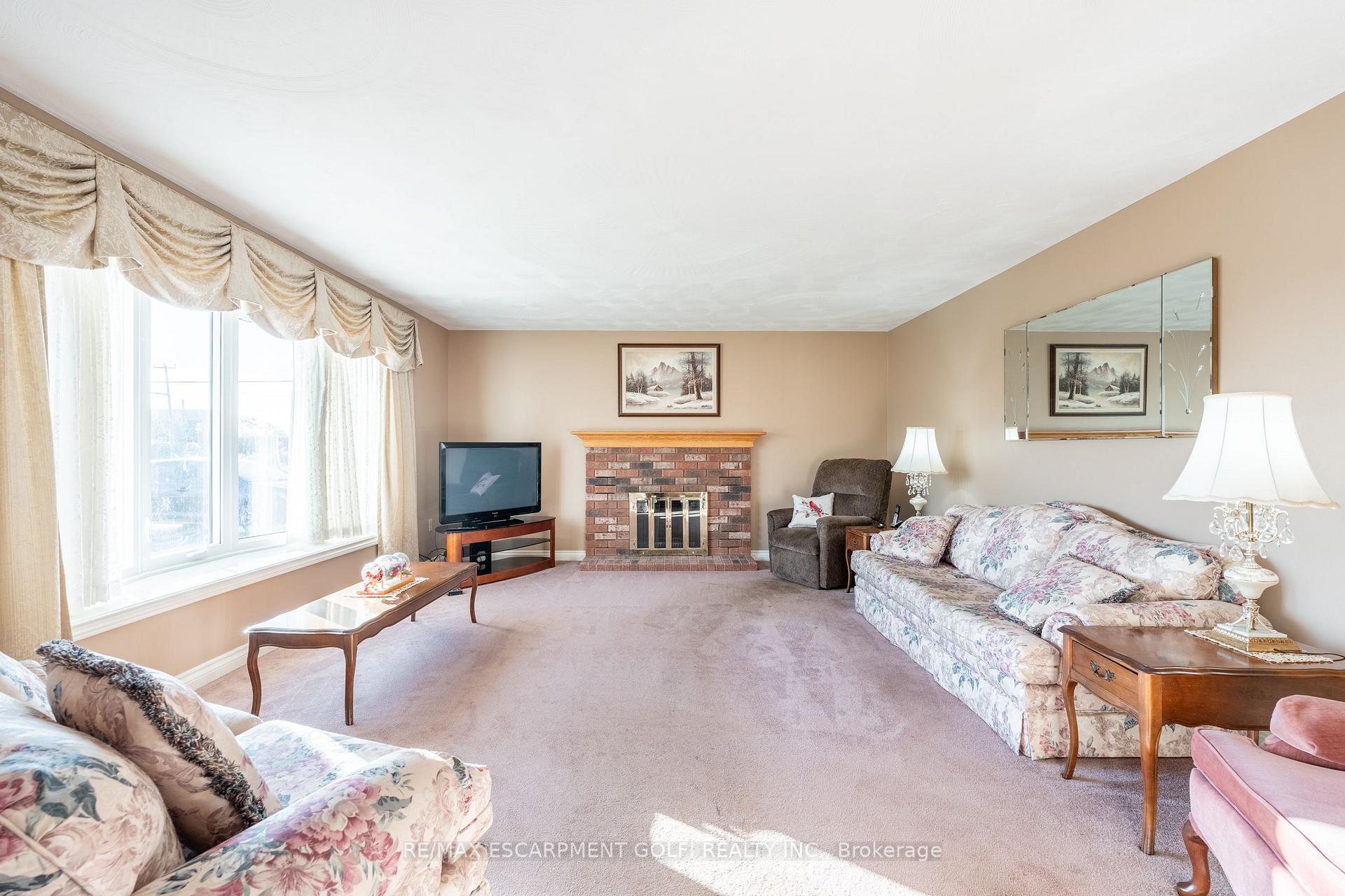 Photo 23 of 8560 Leeming Road, Hamilton, Mount Hope — HOMEH