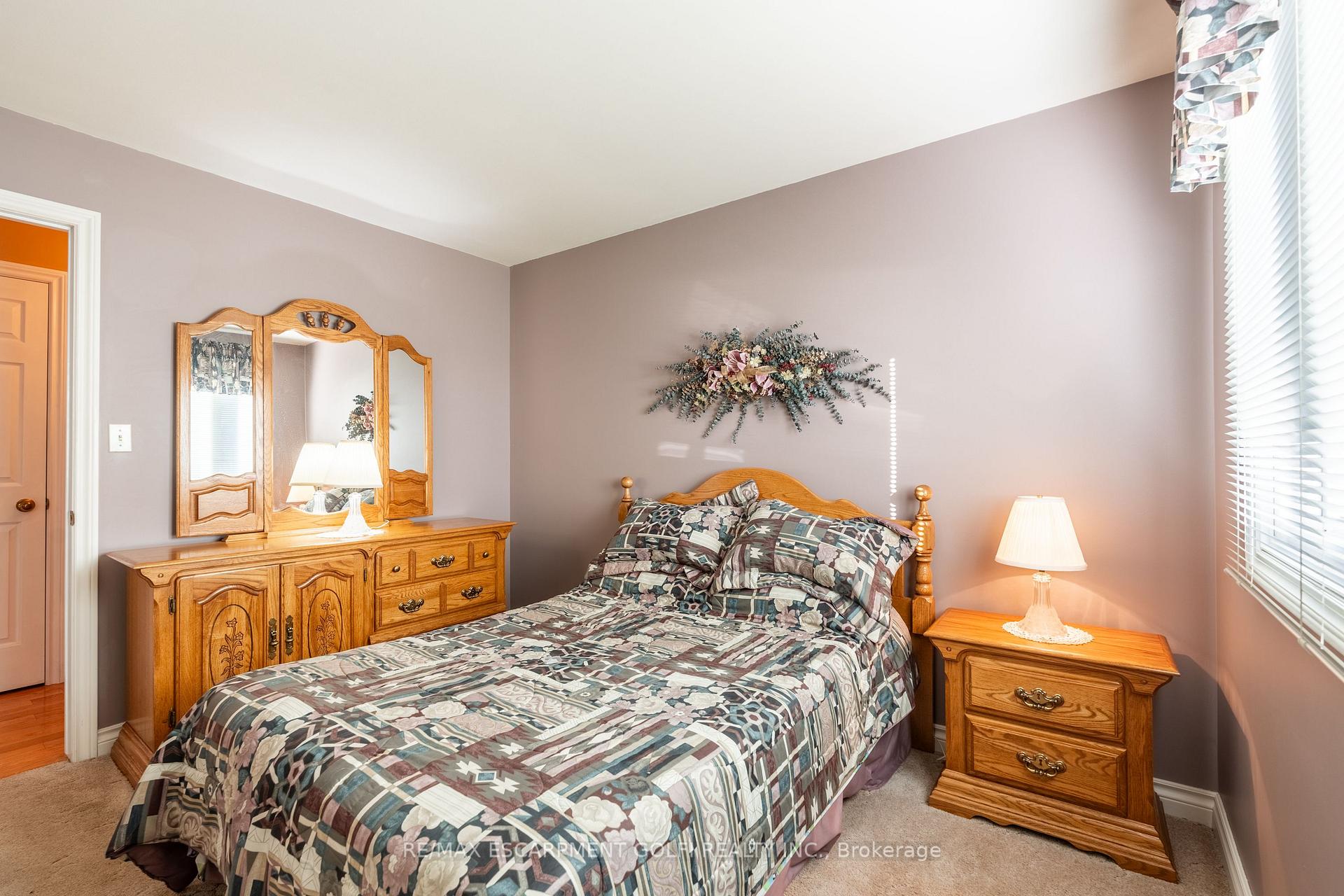 Photo 24 of 8560 Leeming Road, Hamilton, Mount Hope — HOMEH