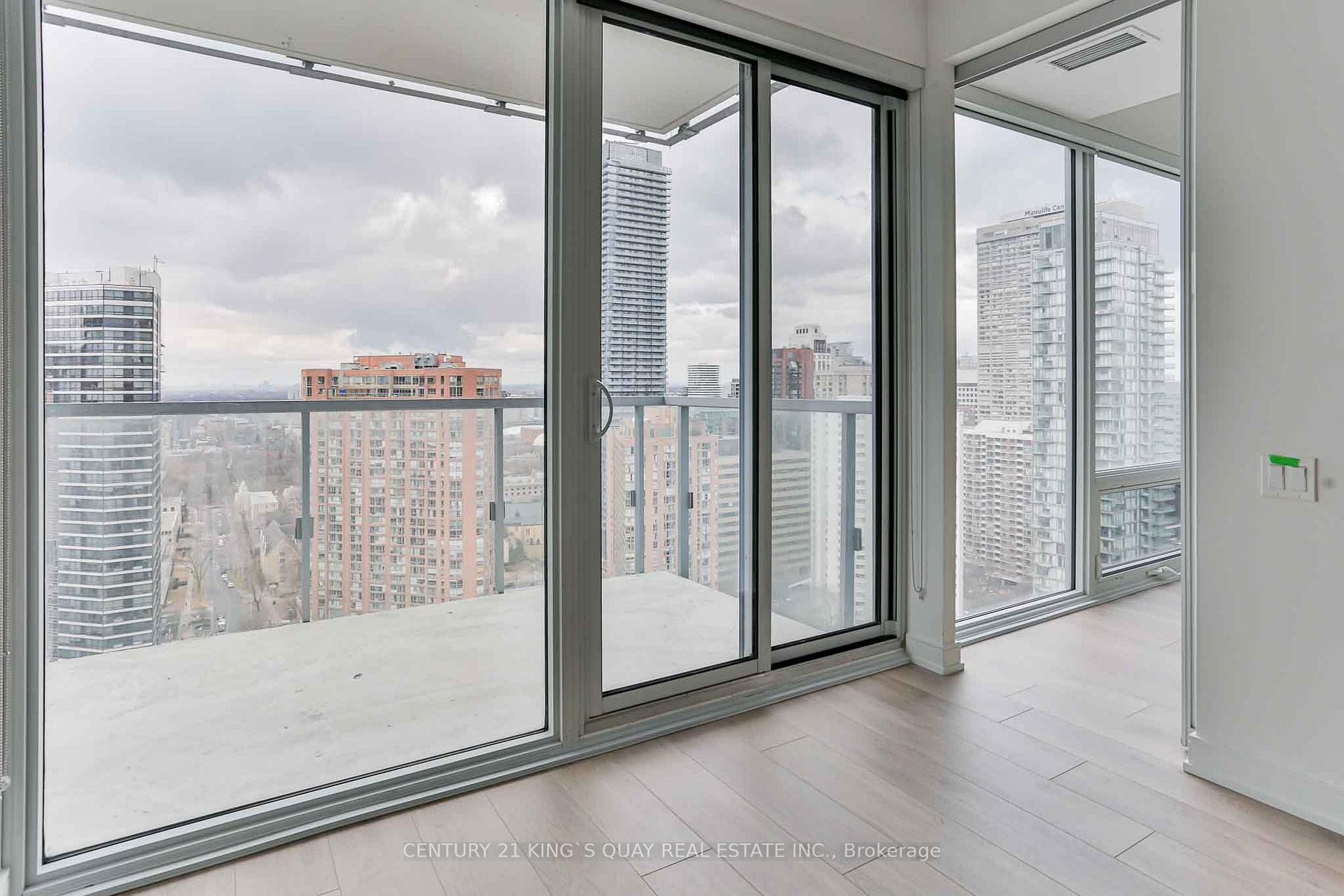 Photo 4 of Unit 2913, 3 Gloucester Street, Toronto, Church-Yonge Corridor — HOMEH
