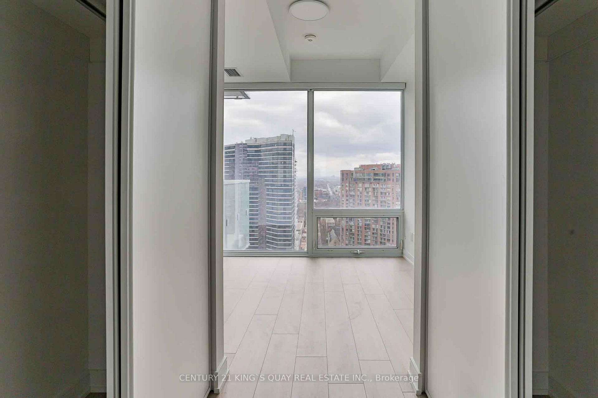 Photo 5 of Unit 2913, 3 Gloucester Street, Toronto, Church-Yonge Corridor — HOMEH