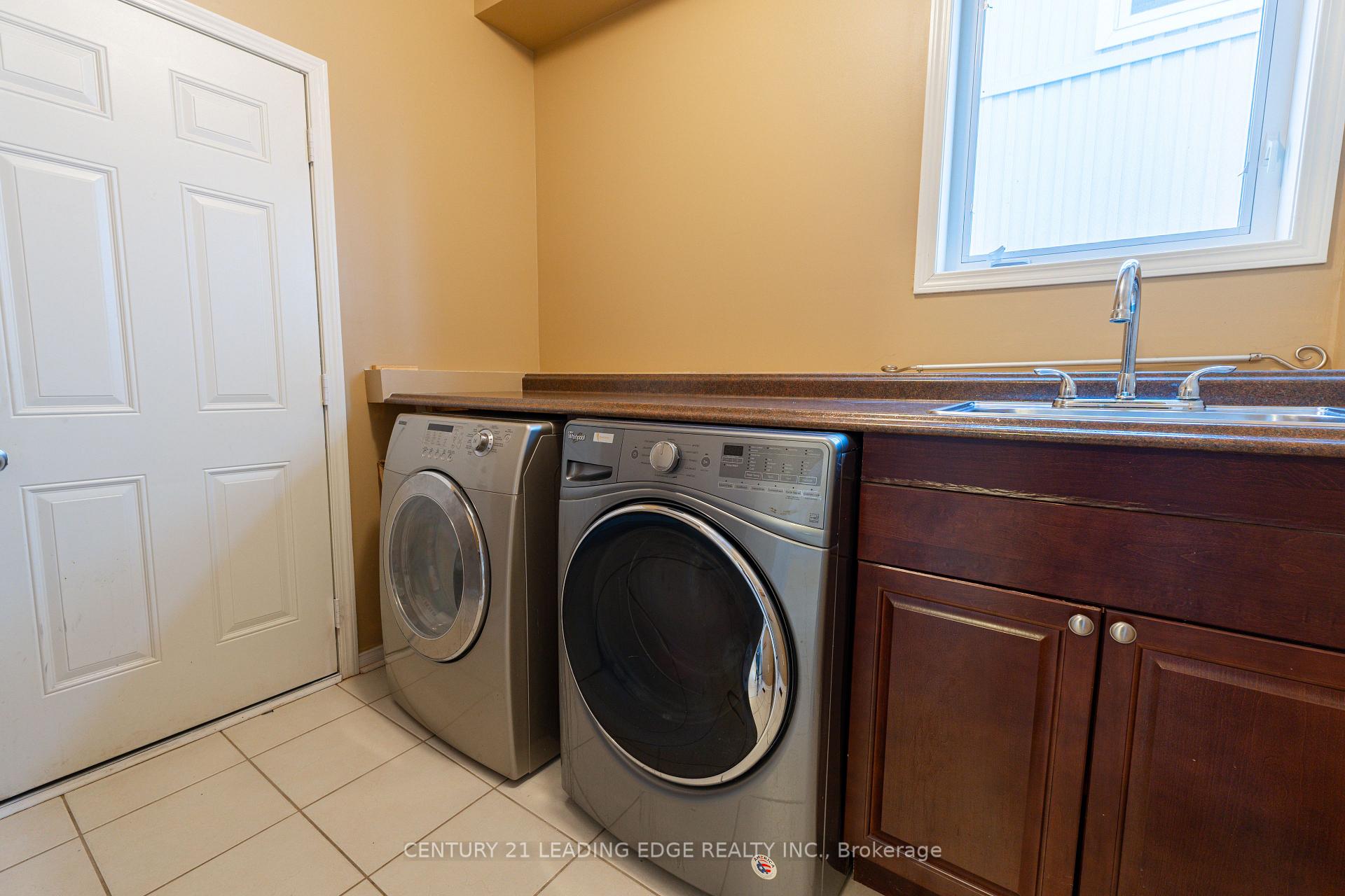 Photo 15 of 1305 Tall Pine Avenue, Oshawa, Pinecrest — HOMEH