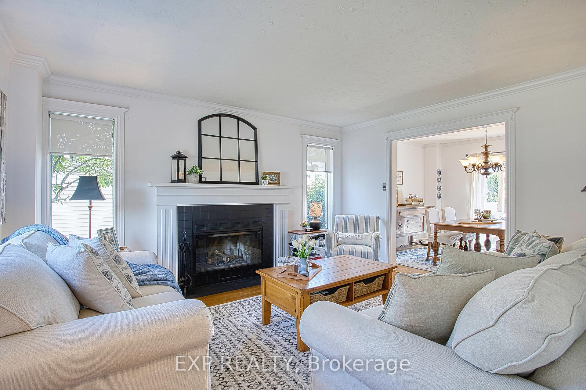 Photo 6 of 105 Central Avenue, Grimsby, Grimsby East — HOMEH