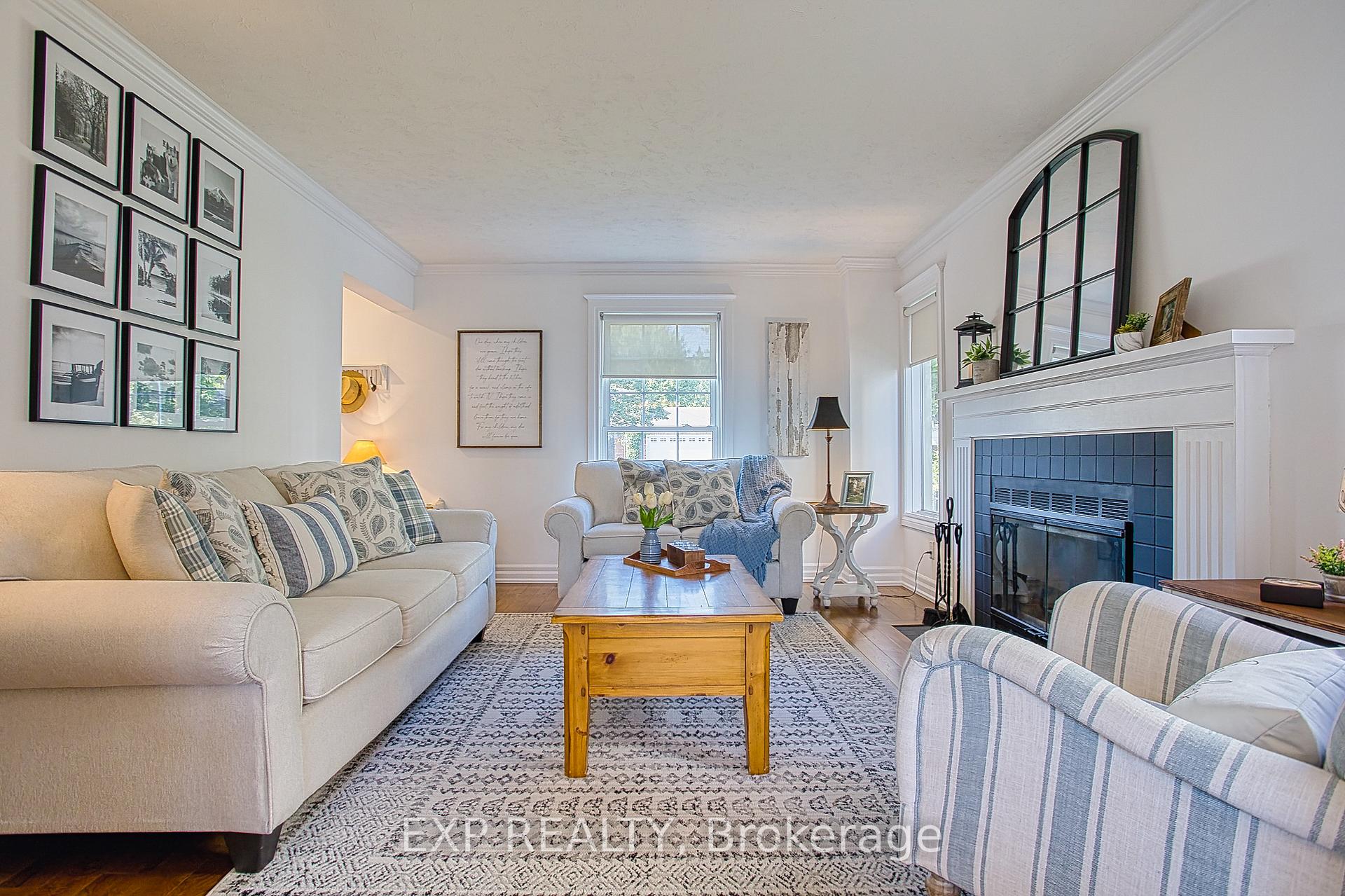 Photo 10 of 105 Central Avenue, Grimsby, Grimsby East — HOMEH