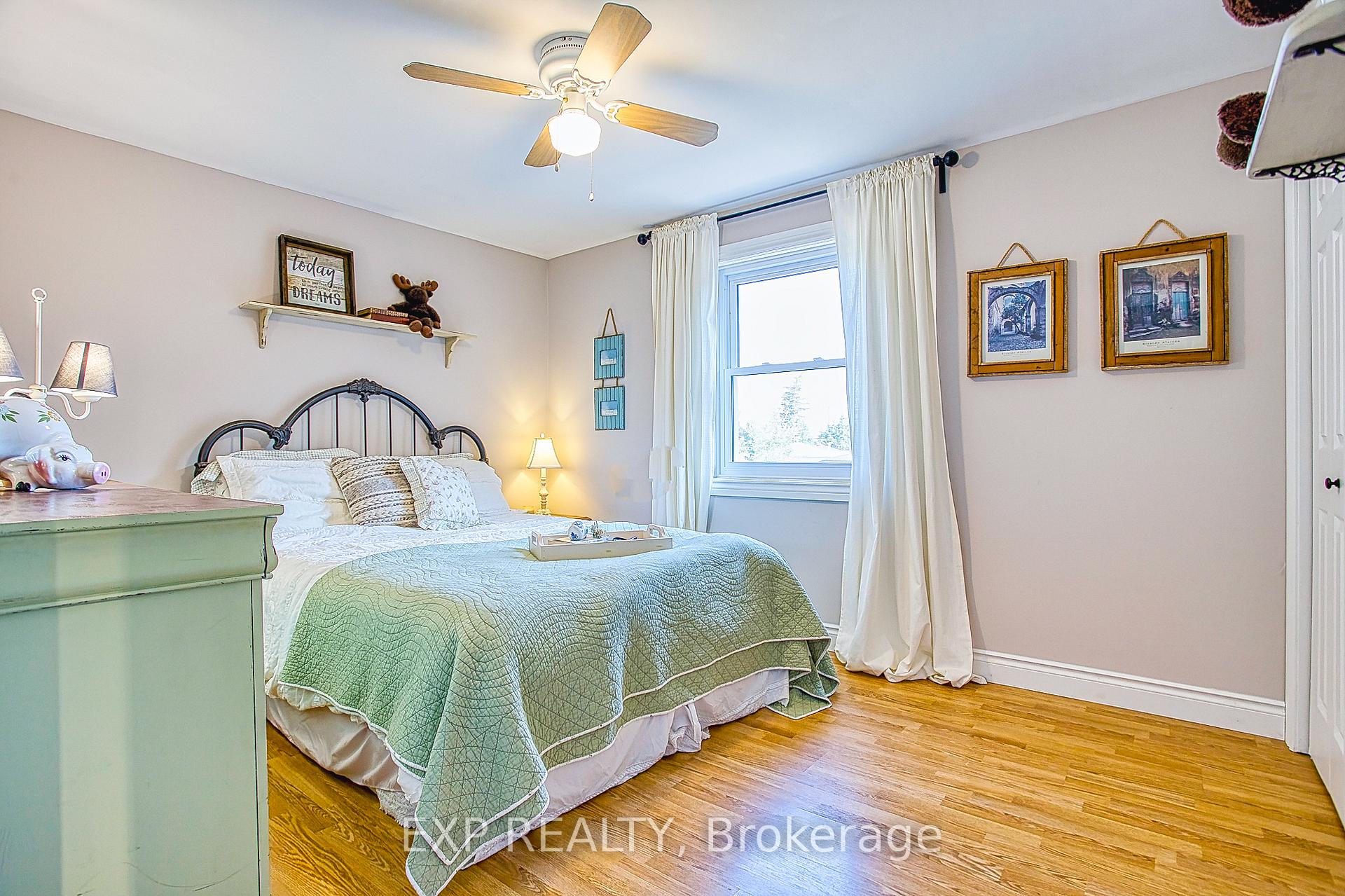 Photo 30 of 105 Central Avenue, Grimsby, Grimsby East — HOMEH