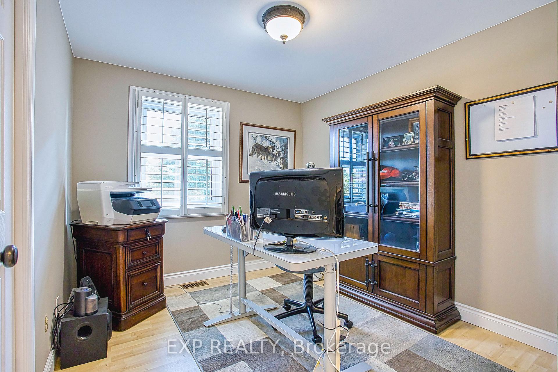 Photo 32 of 105 Central Avenue, Grimsby, Grimsby East — HOMEH
