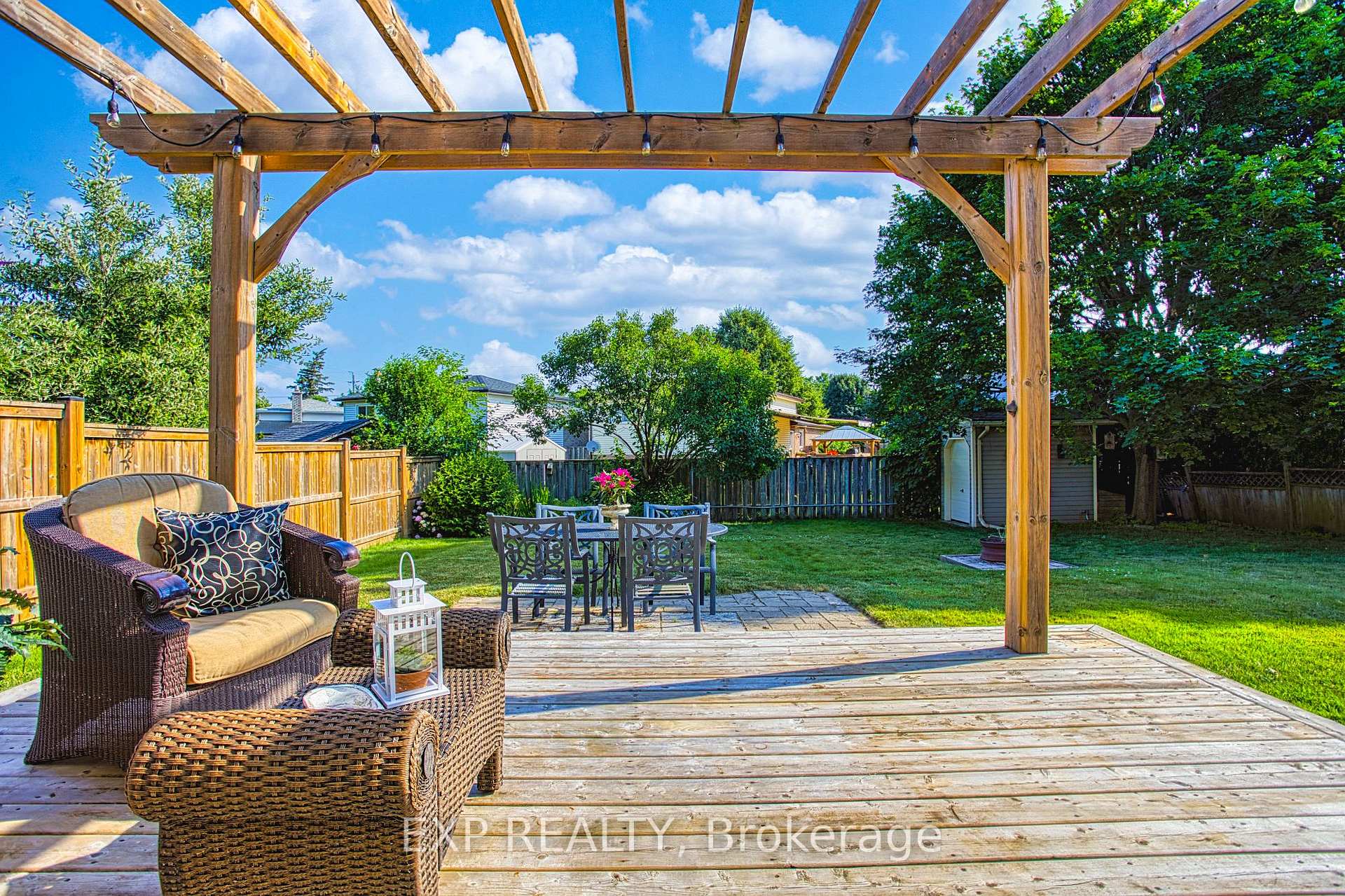 Photo 38 of 105 Central Avenue, Grimsby, Grimsby East — HOMEH