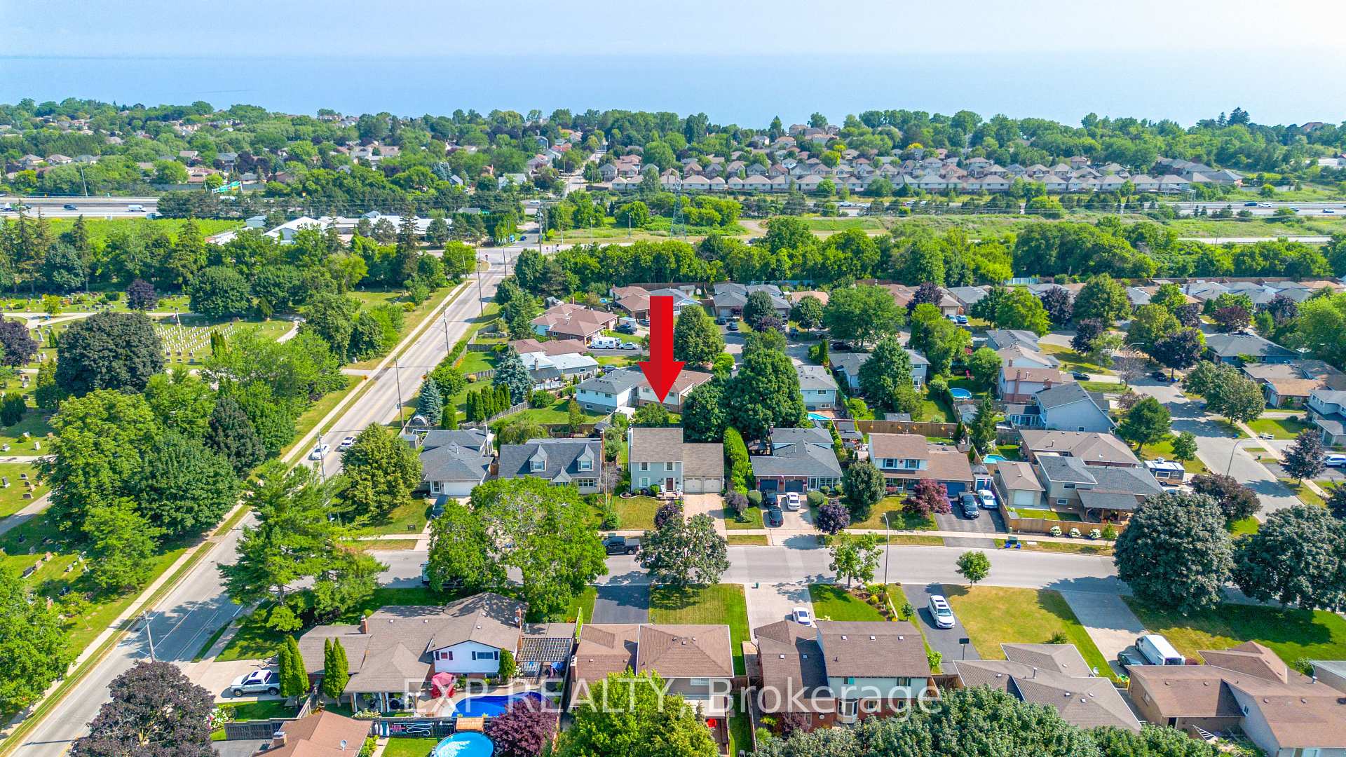 Photo 49 of 105 Central Avenue, Grimsby, Grimsby East — HOMEH