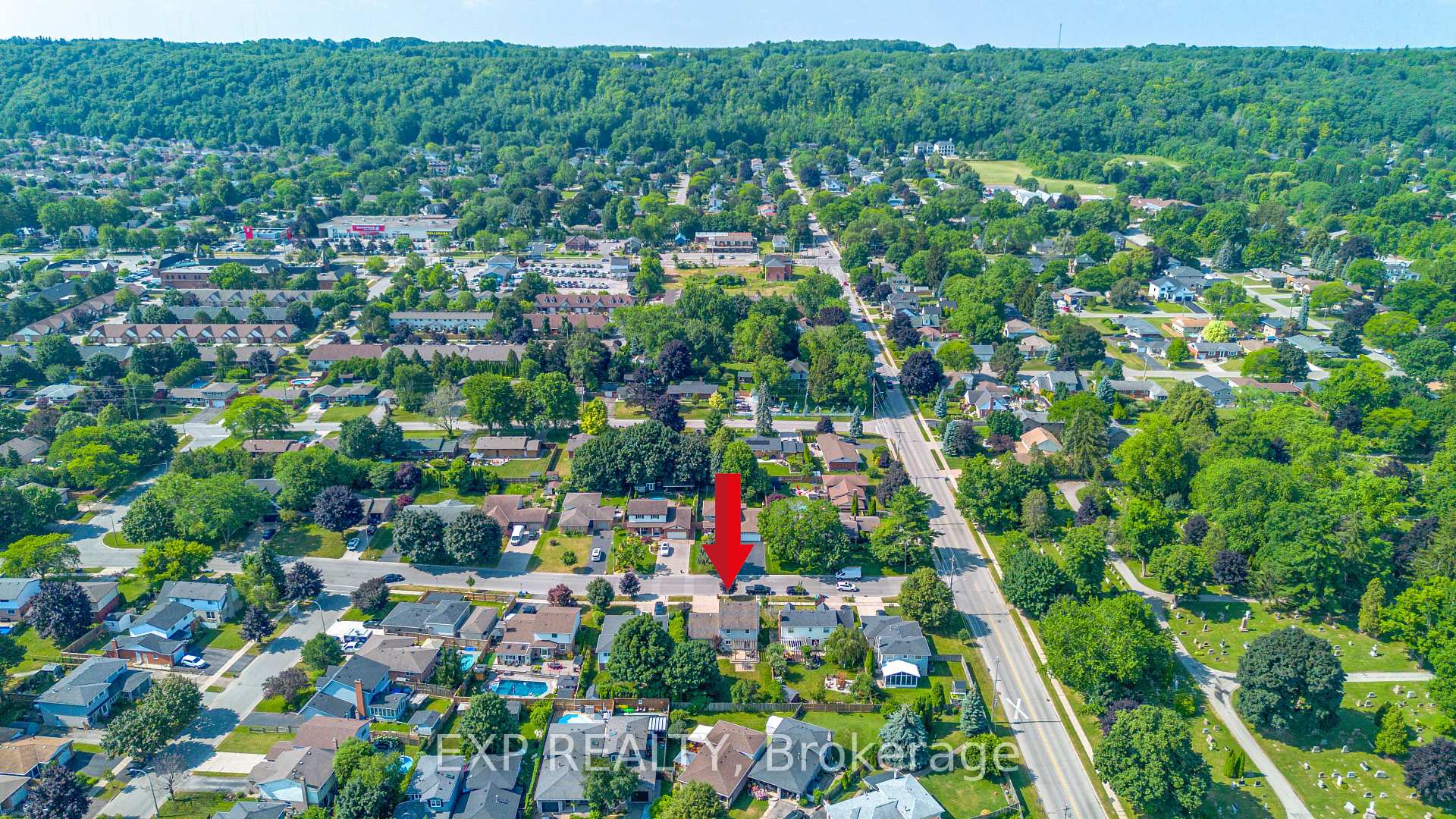 Photo 50 of 105 Central Avenue, Grimsby, Grimsby East — HOMEH