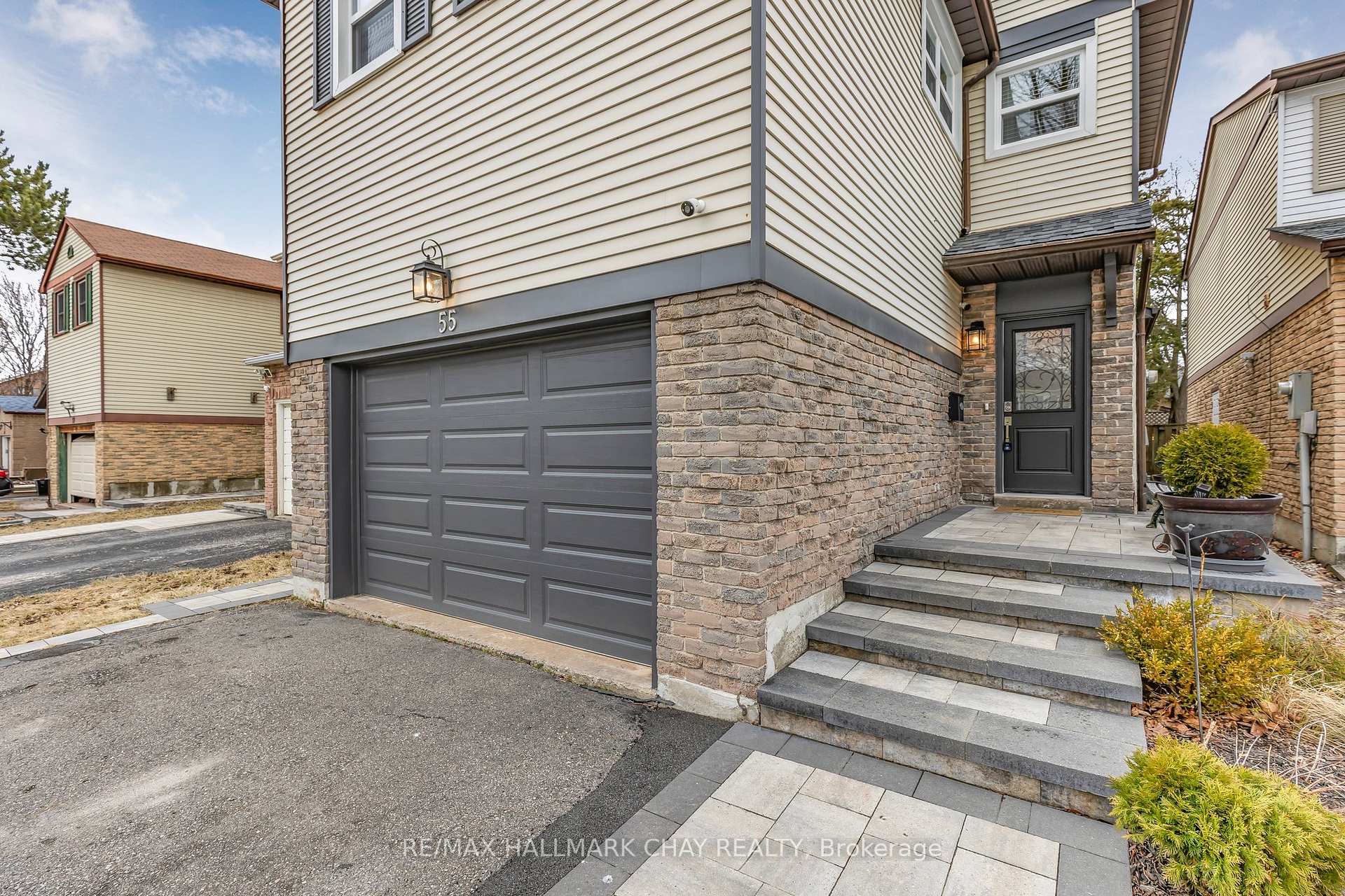 Photo 38 of 55 Marlow Crescent, Markham, Markville — HOMEH