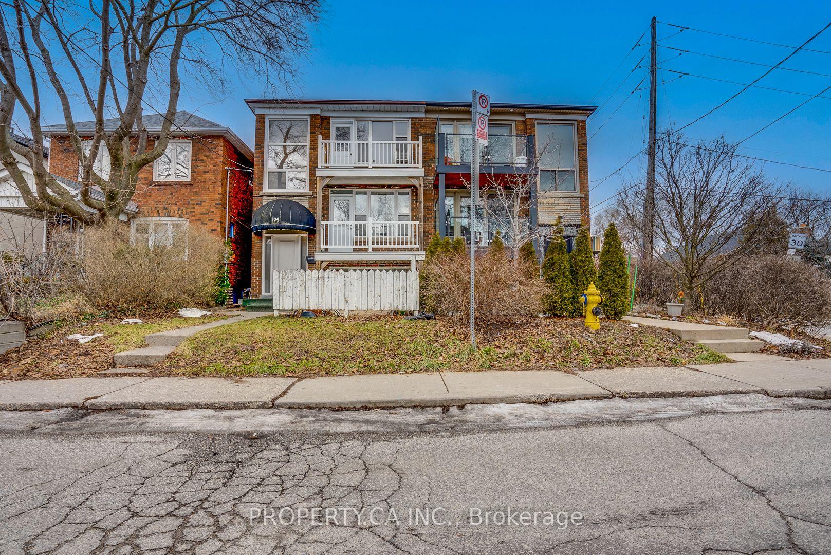 Photo 1 of Unit Ph2, 104 Gloucester Grove, Toronto, Oakwood Village — HOMEH