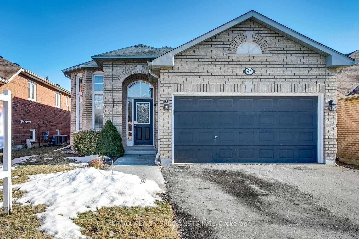 Photo 1 of 47 Goodwin Avenue, Clarington, Bowmanville — HOMEH