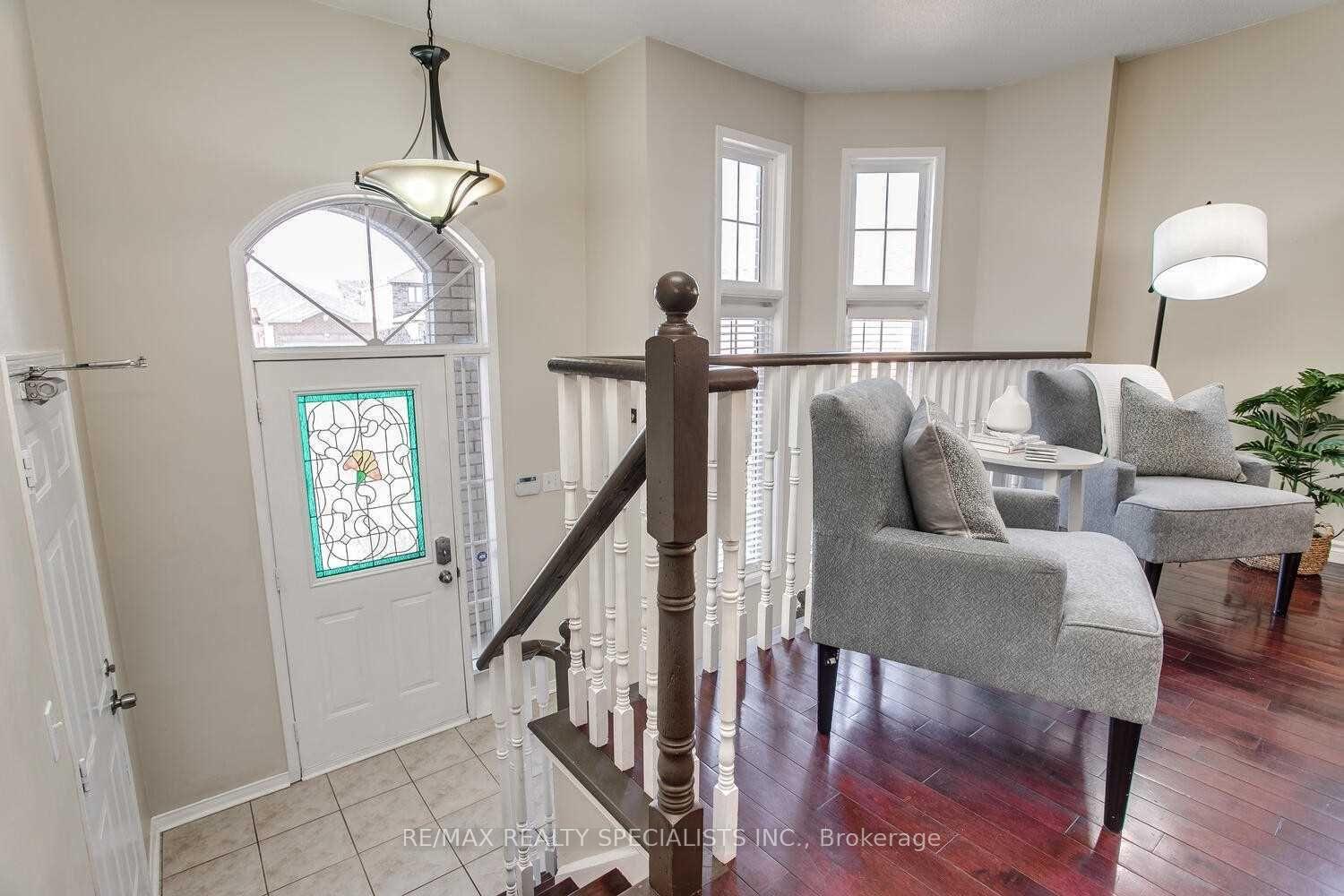 Photo 12 of 47 Goodwin Avenue, Clarington, Bowmanville — HOMEH