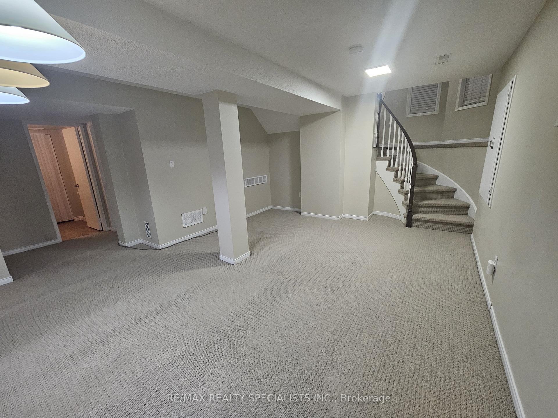Photo 11 of 47 Goodwin Avenue, Clarington, Bowmanville — HOMEH
