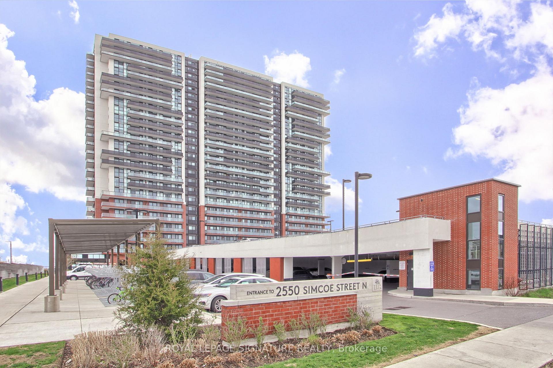 Front of Unit 1413, 2550 Simcoe Street N