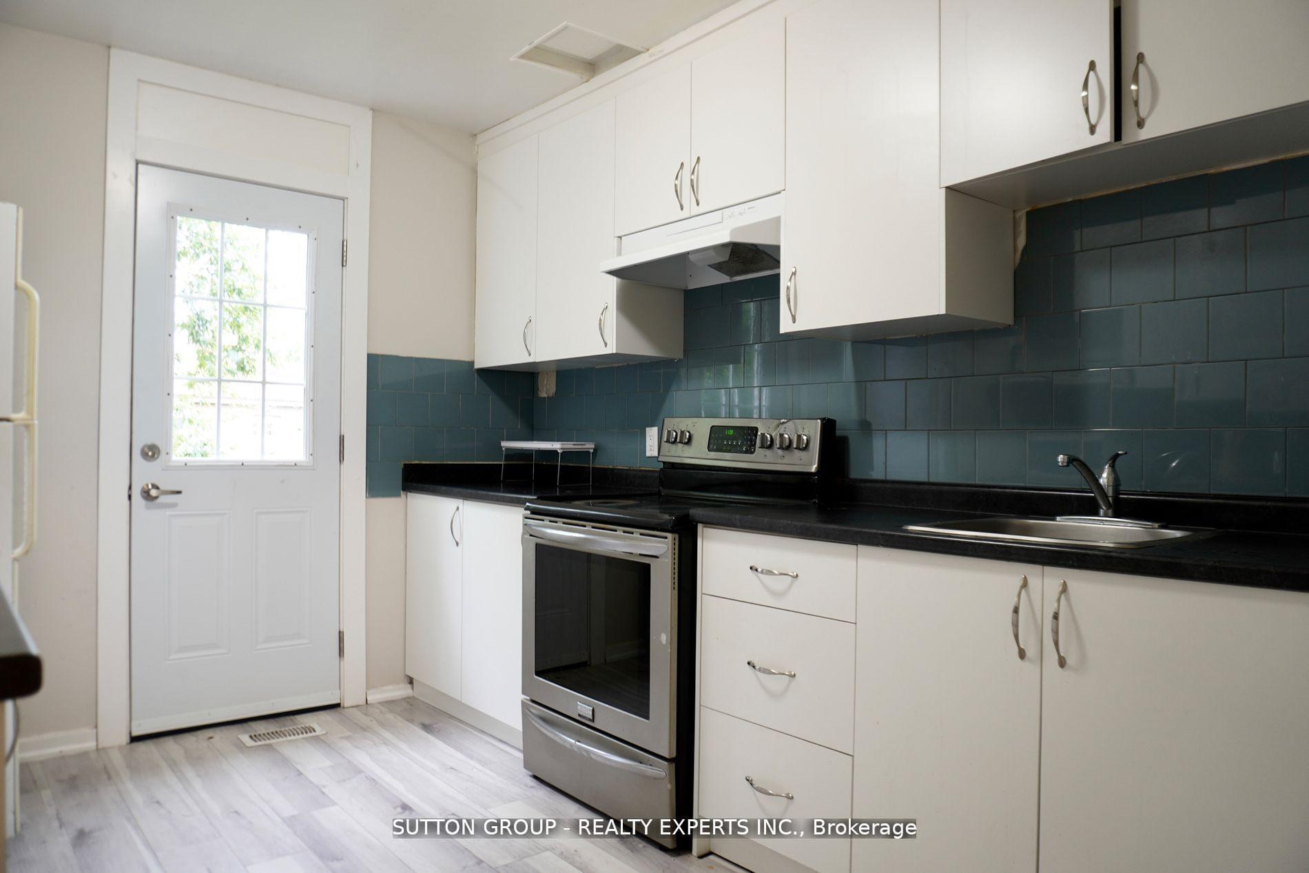 Photo 10 of 7 Cluny Avenue, Hamilton, Crown Point — HOMEH