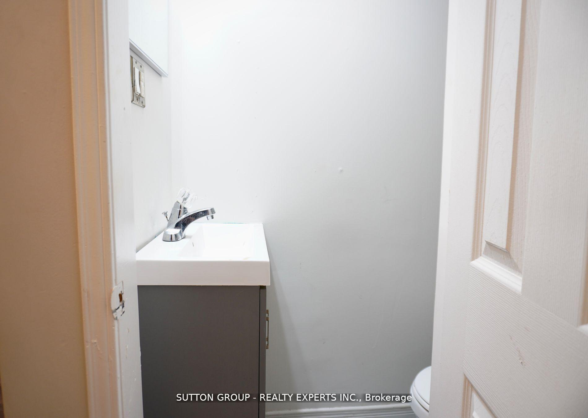Photo 11 of 7 Cluny Avenue, Hamilton, Crown Point — HOMEH