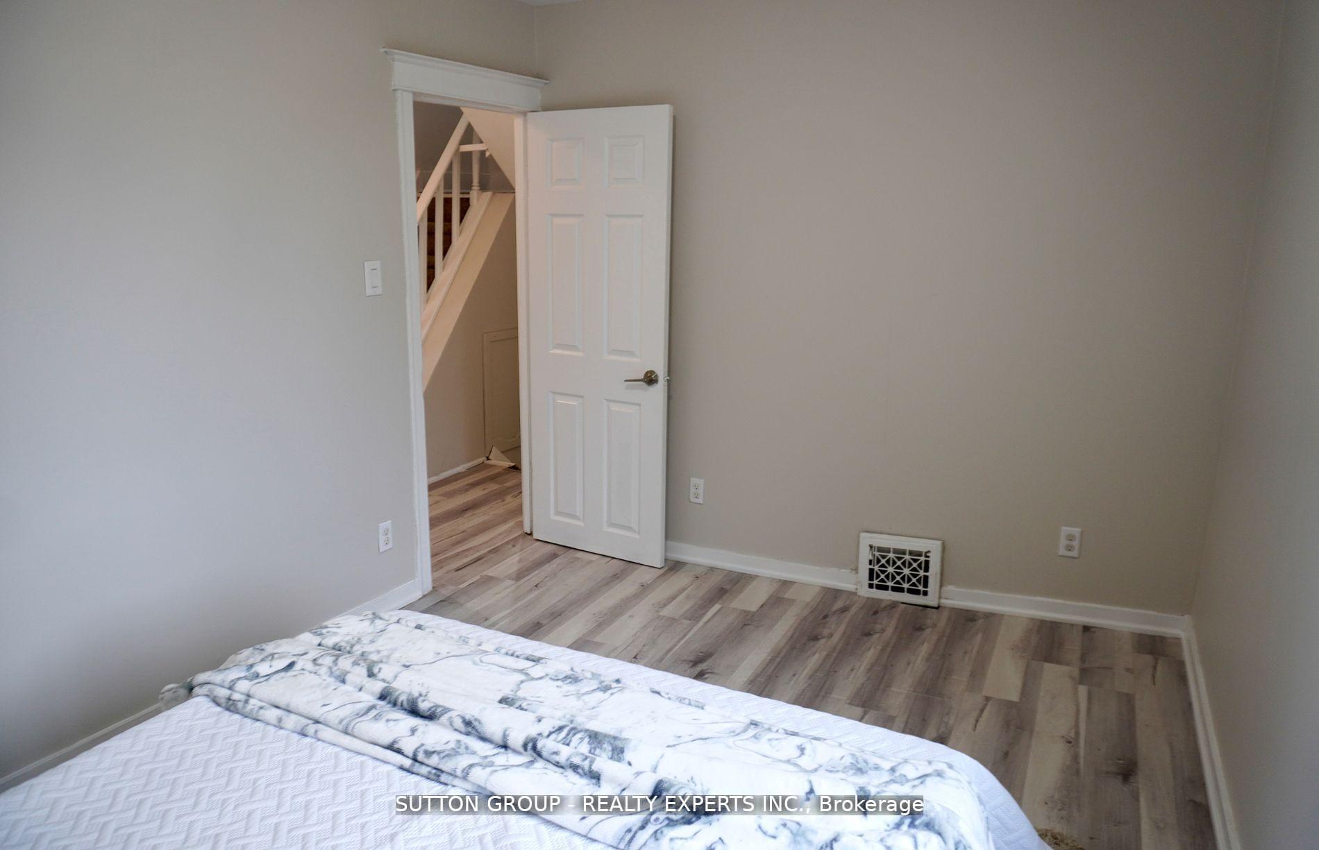 Photo 14 of 7 Cluny Avenue, Hamilton, Crown Point — HOMEH