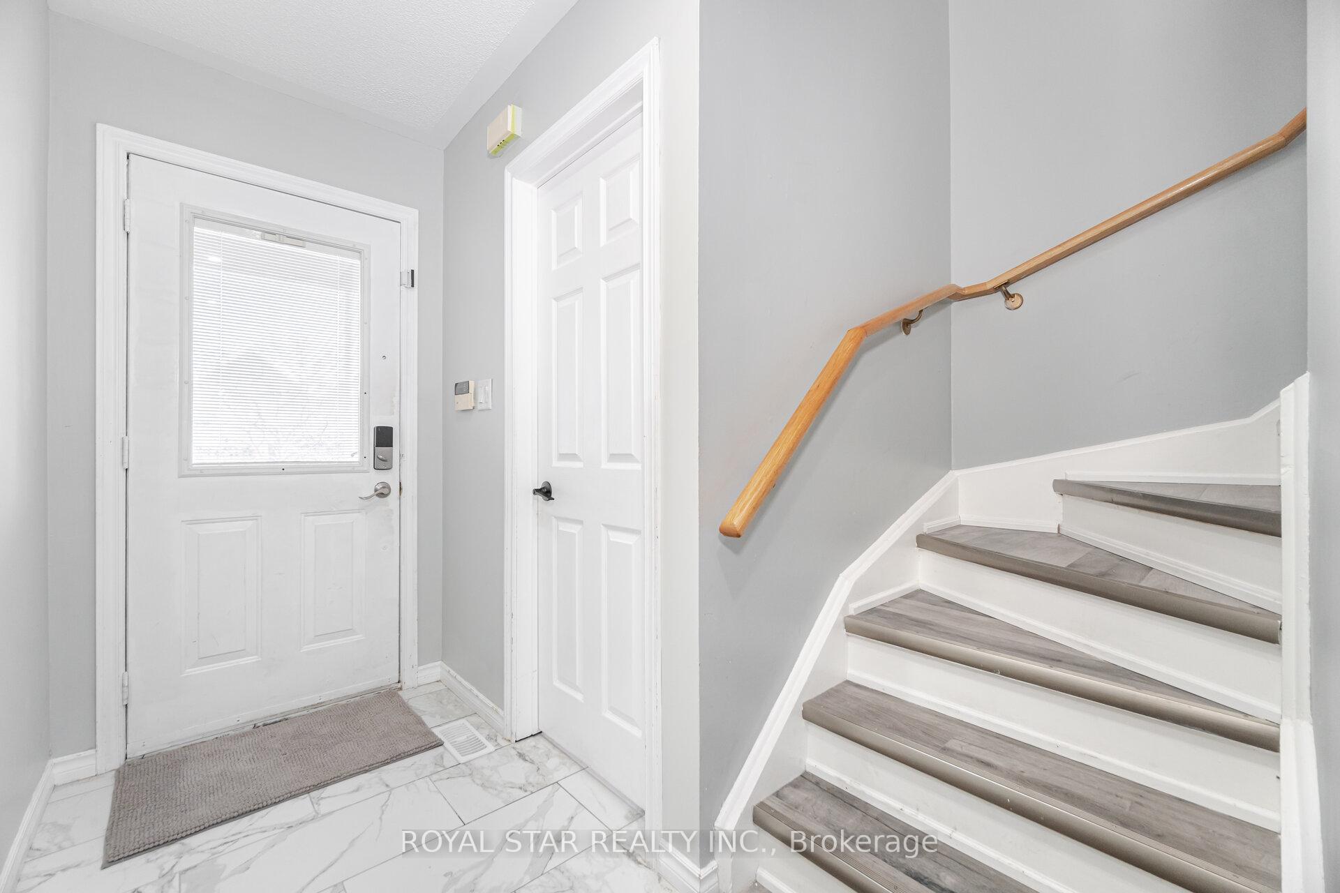Photo 3 of 16 Cottingham Crescent, Oshawa, Farewell — HOMEH