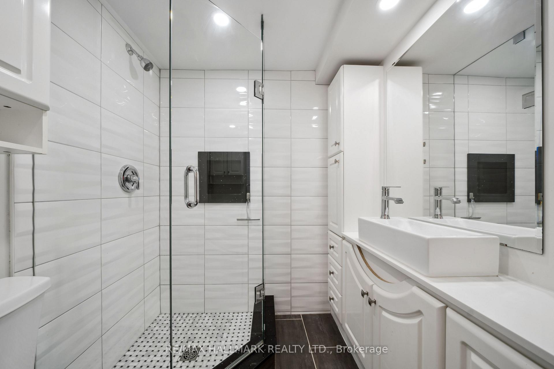 Photo 25 of 713 Kingfisher Drive, Pickering, Bay Ridges — HOMEH
