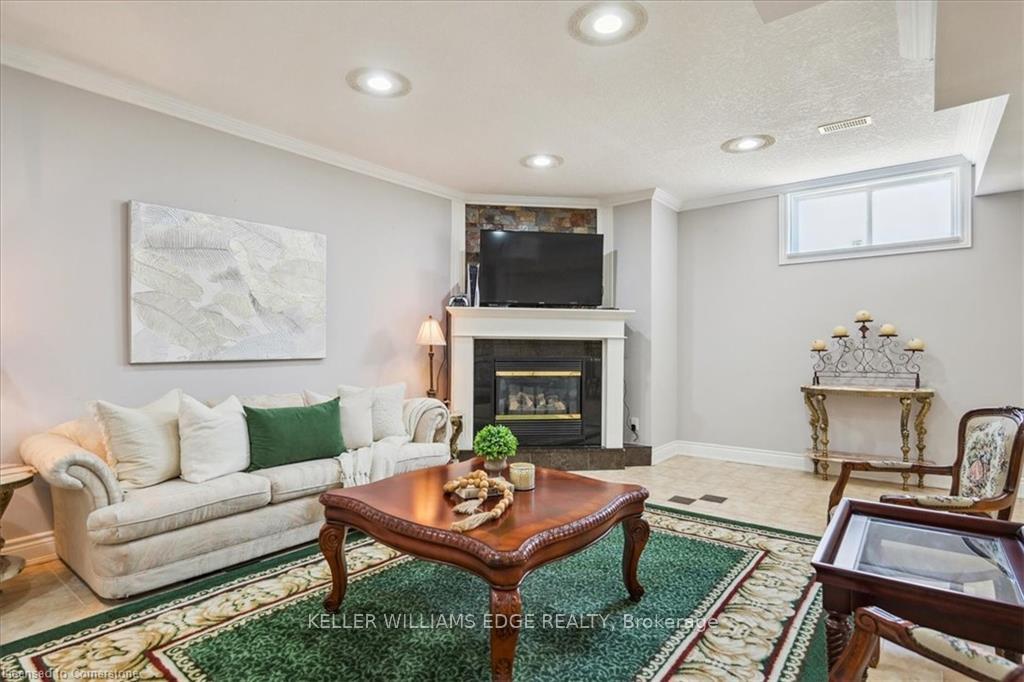 Photo 49 of 9893 Dickenson Road W, Hamilton, Mount Hope — HOMEH