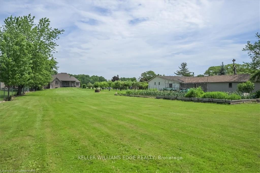 Photo 47 of 9893 Dickenson Road W, Hamilton, Mount Hope — HOMEH