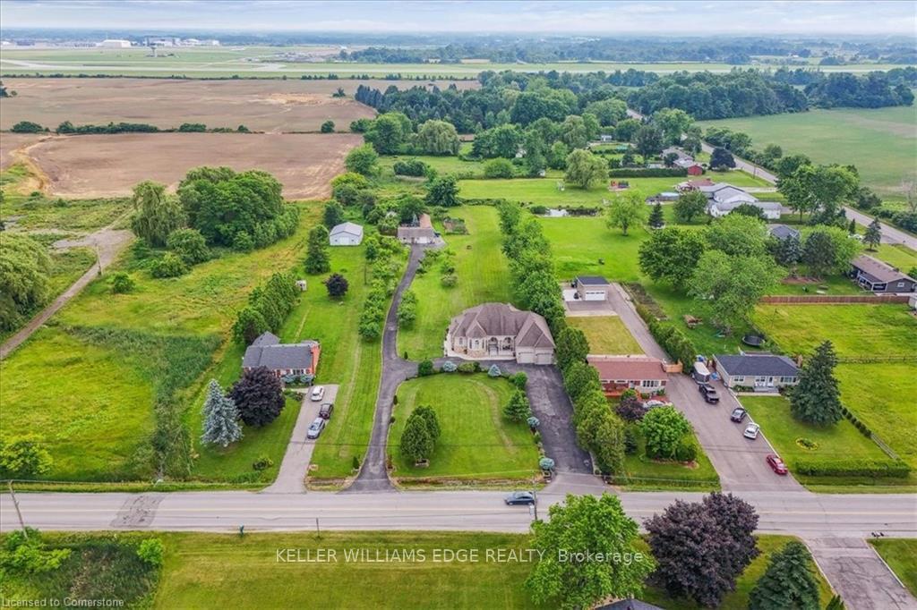 Photo 25 of 9893 Dickenson Road W, Hamilton, Mount Hope — HOMEH