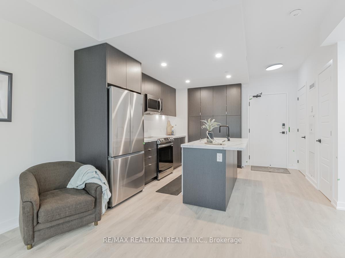 Photo 7 of Unit 229, 415 Sea Ray Avenue, Innisfil, Rural Innisfil — HOMEH
