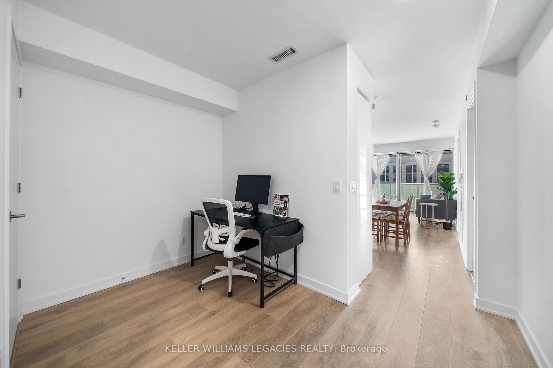 Photo 11 of Unit 1211, 501 Yonge Street, Toronto, Church-Yonge Corridor — HOMEH
