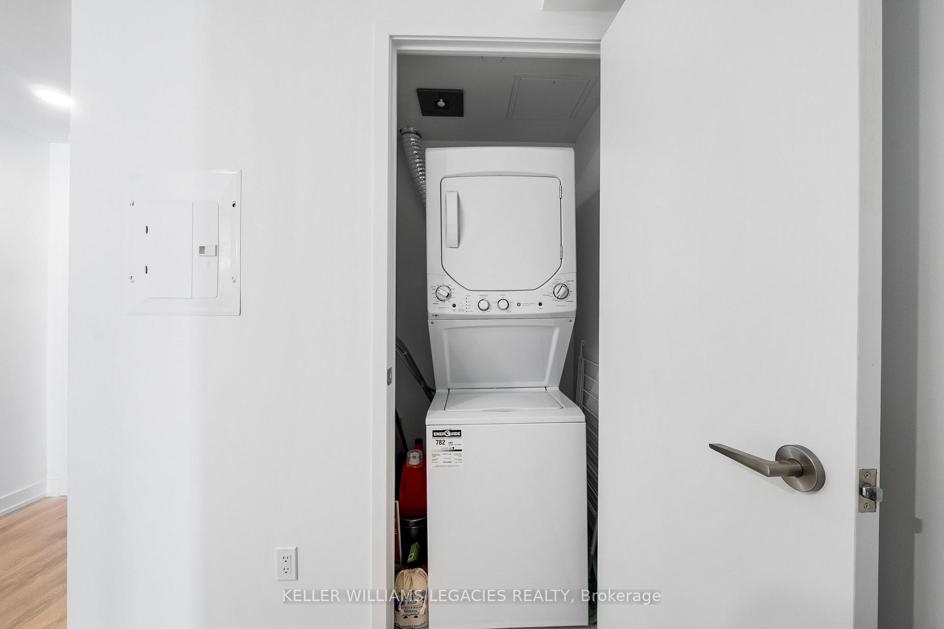 Photo 12 of Unit 1211, 501 Yonge Street, Toronto, Church-Yonge Corridor — HOMEH
