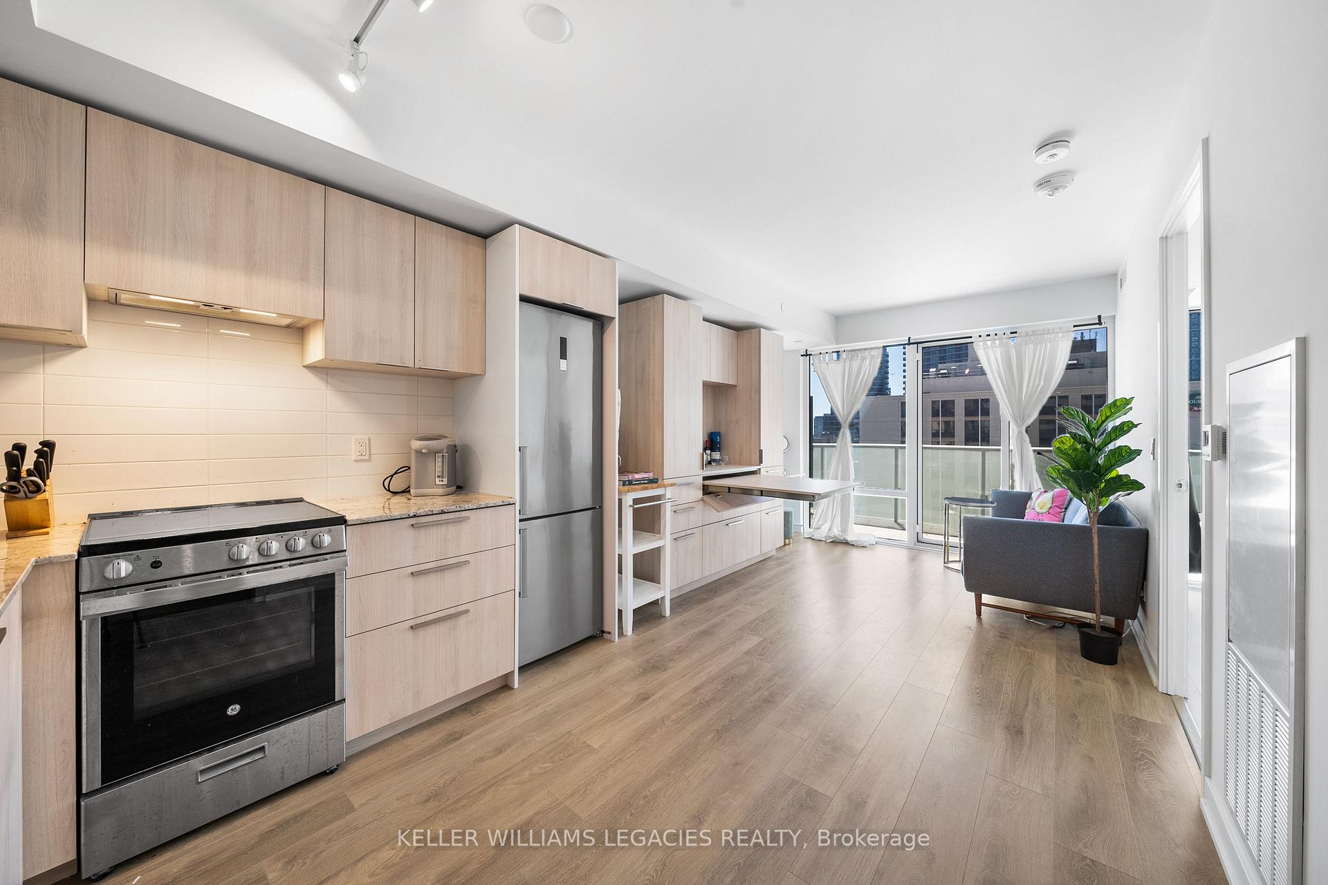 Photo 19 of Unit 1211, 501 Yonge Street, Toronto, Church-Yonge Corridor — HOMEH