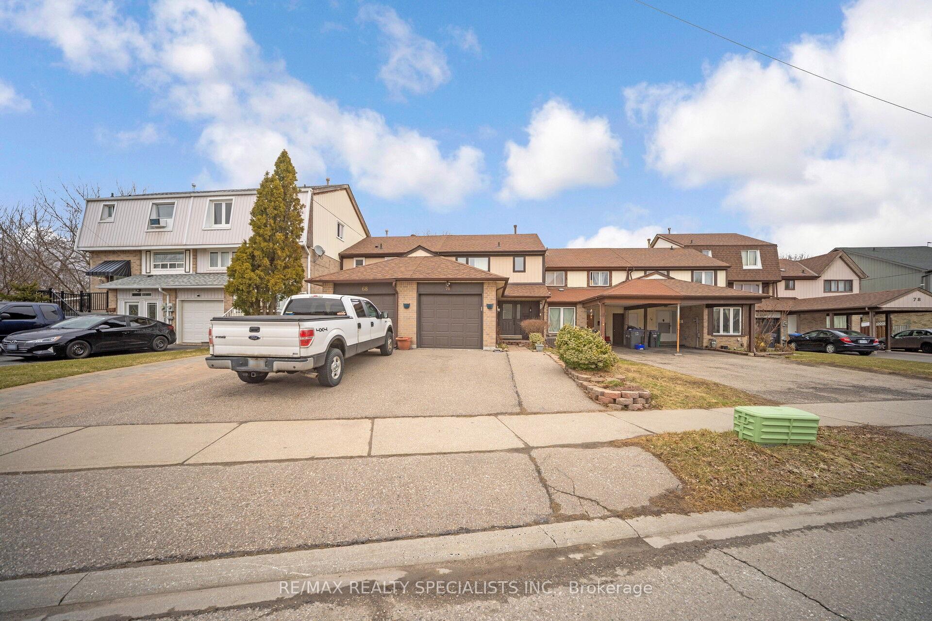 Photo 1 of 70 Primrose Crescent, Brampton, Heart Lake West — HOMEH