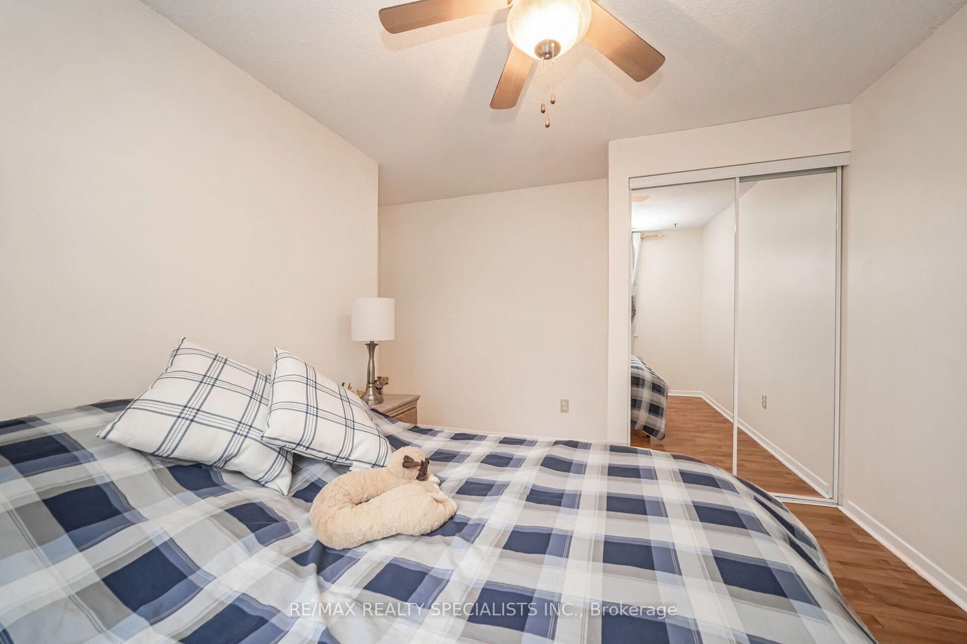 Photo 25 of 70 Primrose Crescent, Brampton, Heart Lake West — HOMEH