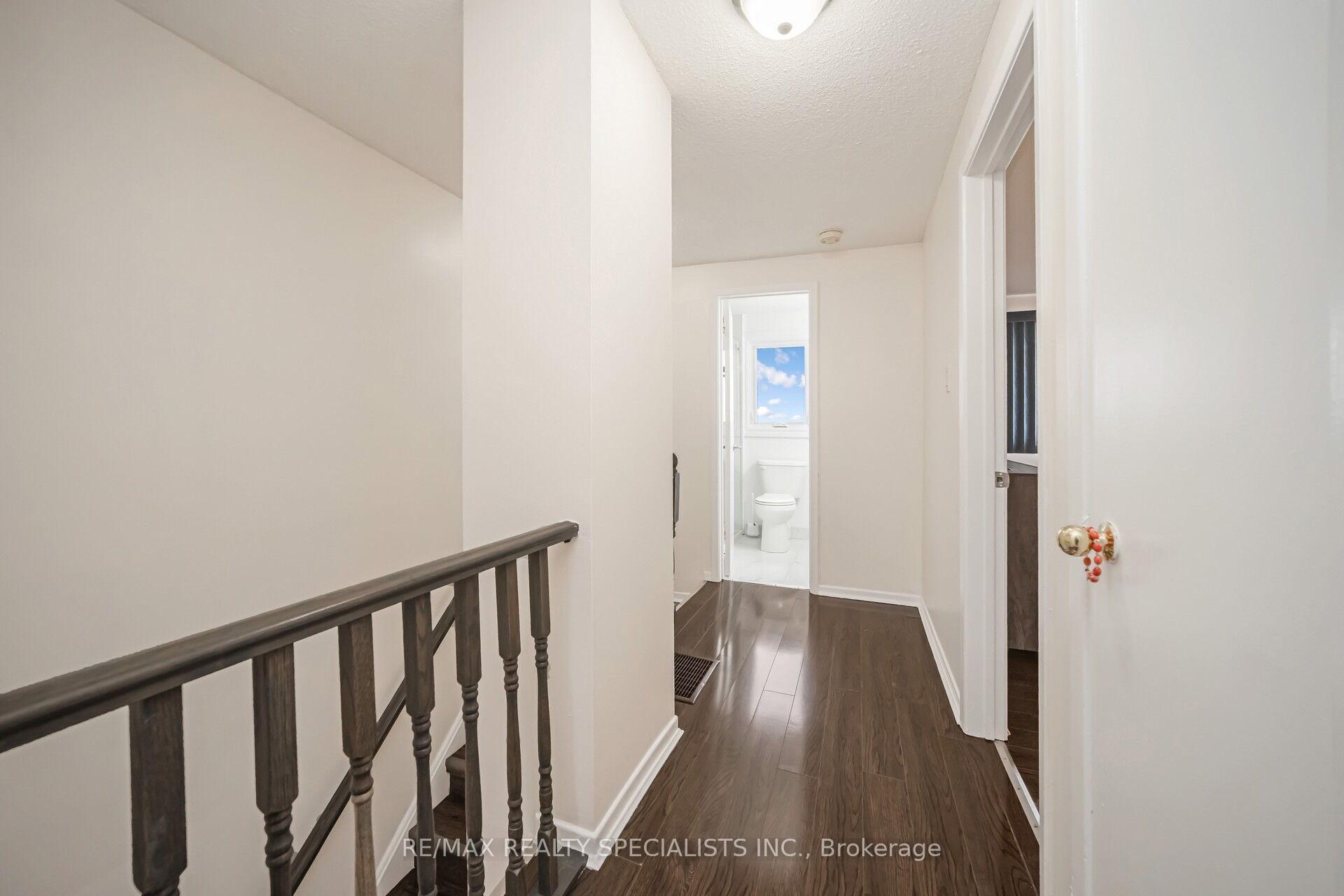Photo 35 of 70 Primrose Crescent, Brampton, Heart Lake West — HOMEH