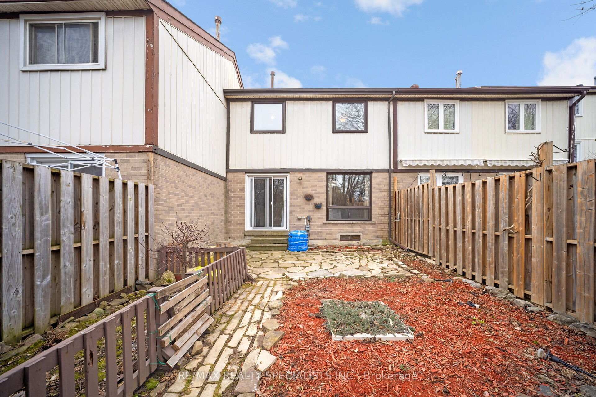 Photo 39 of 70 Primrose Crescent, Brampton, Heart Lake West — HOMEH