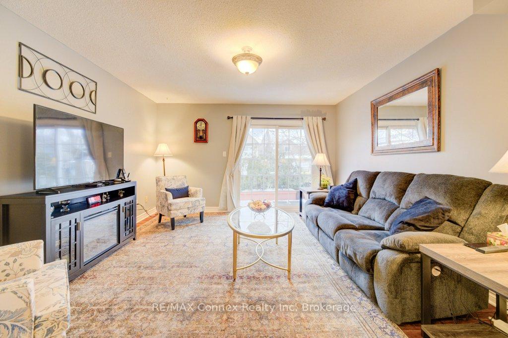 Photo 10 of 59 Rosebud Avenue, Brampton, Brampton West — HOMEH