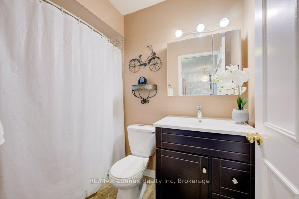 Photo 9 of 59 Rosebud Avenue, Brampton, Brampton West — HOMEH