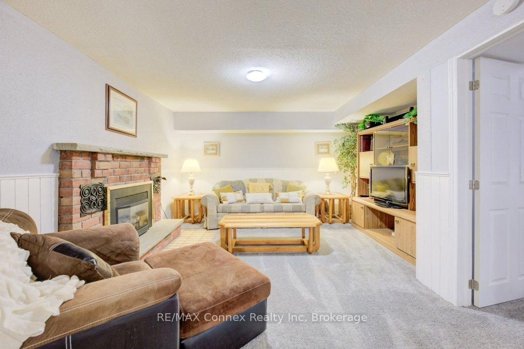 Photo 12 of 59 Rosebud Avenue, Brampton, Brampton West — HOMEH