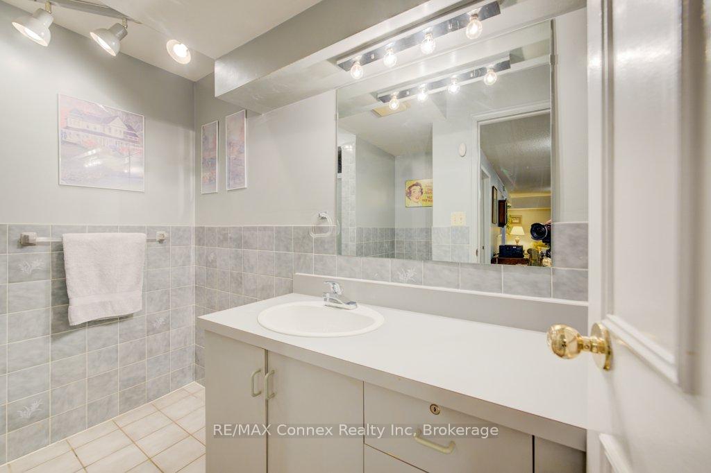 Photo 20 of 59 Rosebud Avenue, Brampton, Brampton West — HOMEH