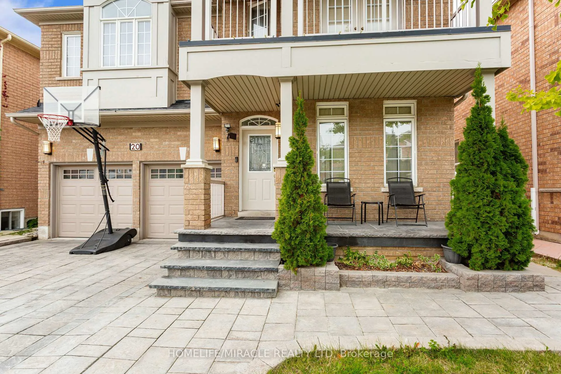 Photo 2 of 20 Atira Avenue, Brampton, Fletcher's Meadow — HOMEH